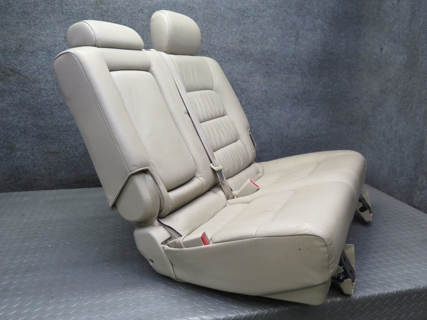 2006-2007 Lexus UZJ100L LX470 Rear Second 2ND ROW Left & Right Leather Seat Set
