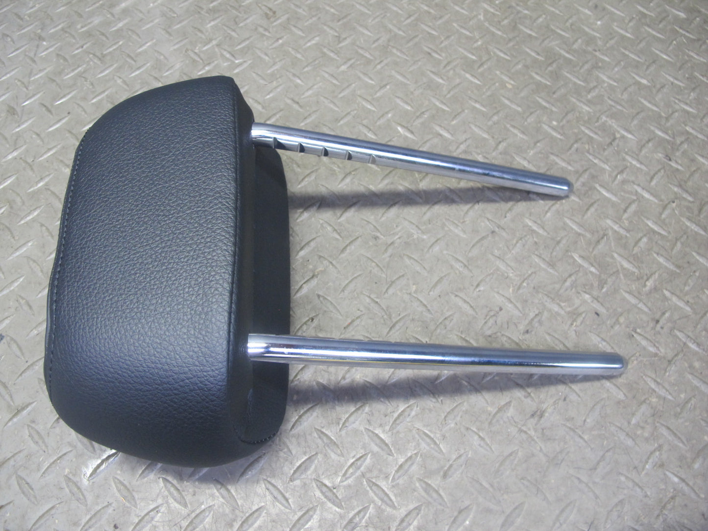 12-18 BMW F30 335i Rear Right Center Left Seat Headrest Set Leather Black OEM