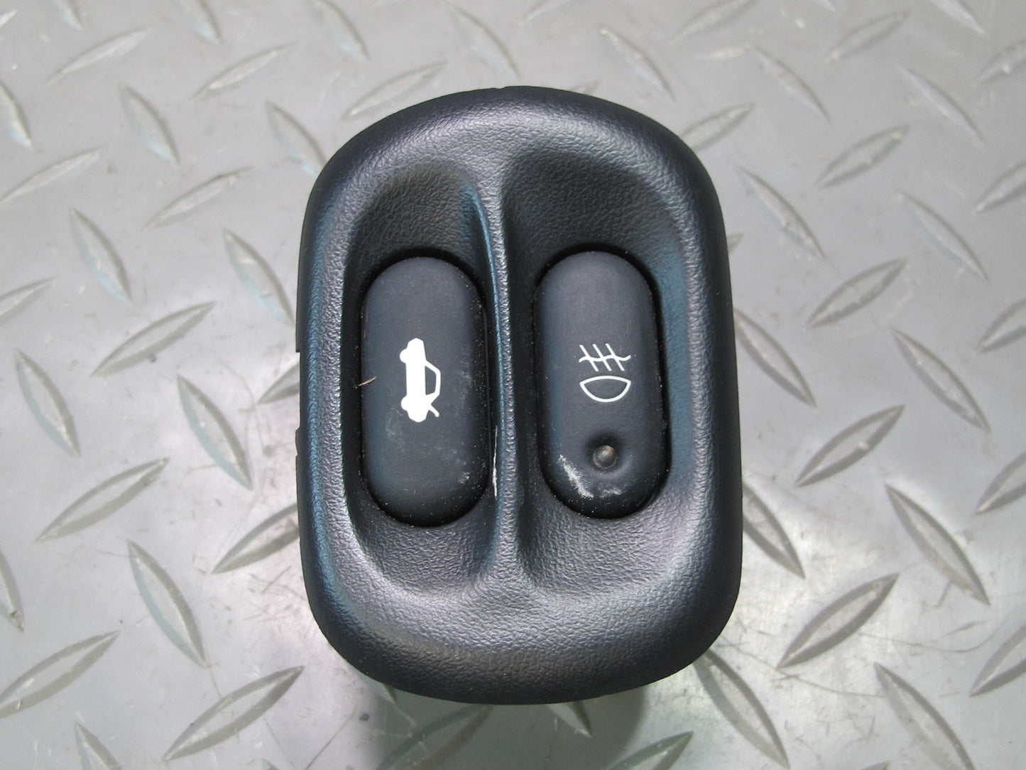 97-04 Chevrolet Corvette C5 Fog Light Trunk Open Switch Button 12135155 OEM