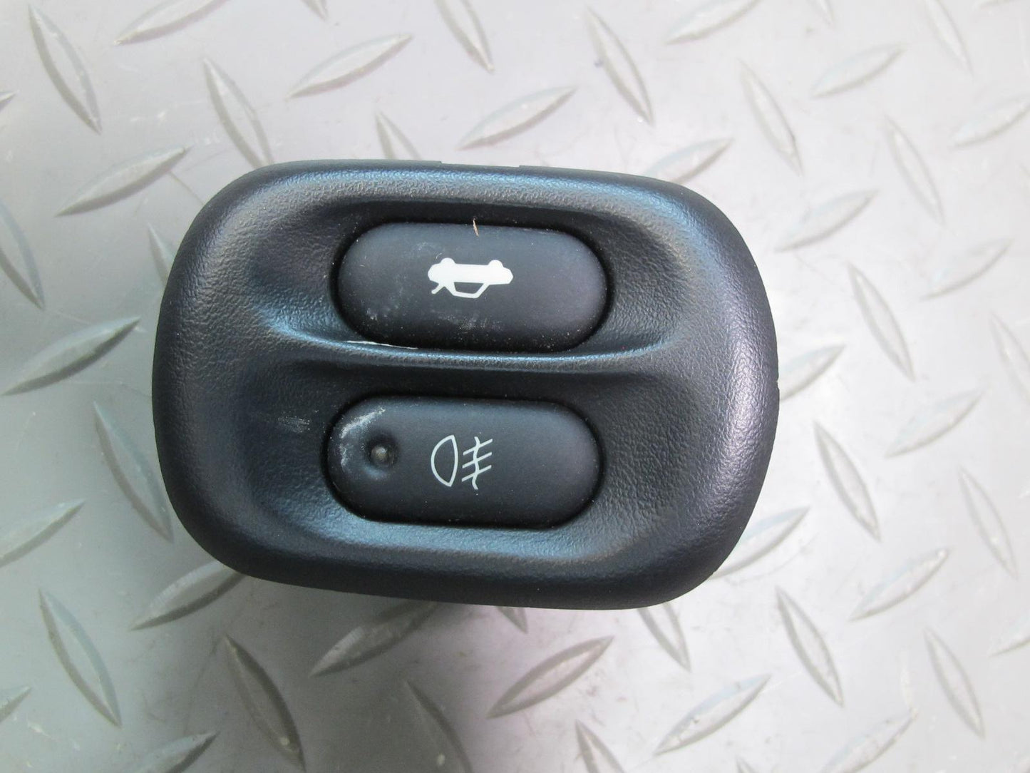 97-04 Chevrolet Corvette C5 Fog Light Trunk Open Switch Button 12135155 OEM