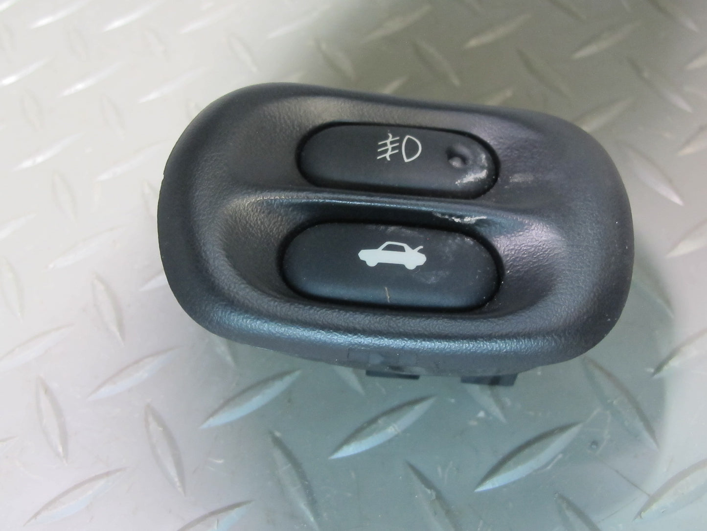 97-04 Chevrolet Corvette C5 Fog Light Trunk Open Switch Button 12135155 OEM