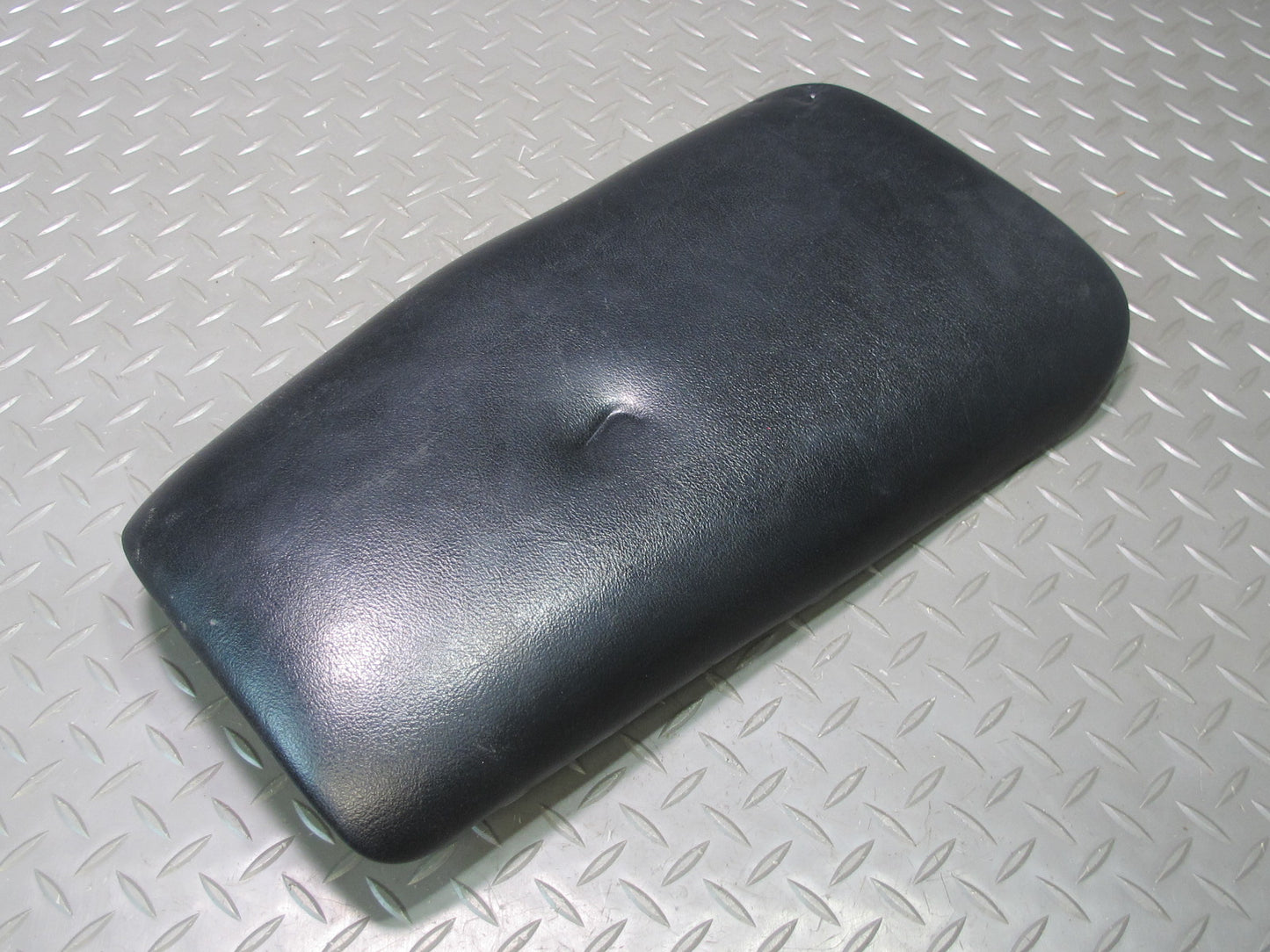 97-04 Chevrolet Corvette C5 Center Console Storage Armrest Lid Black OEM