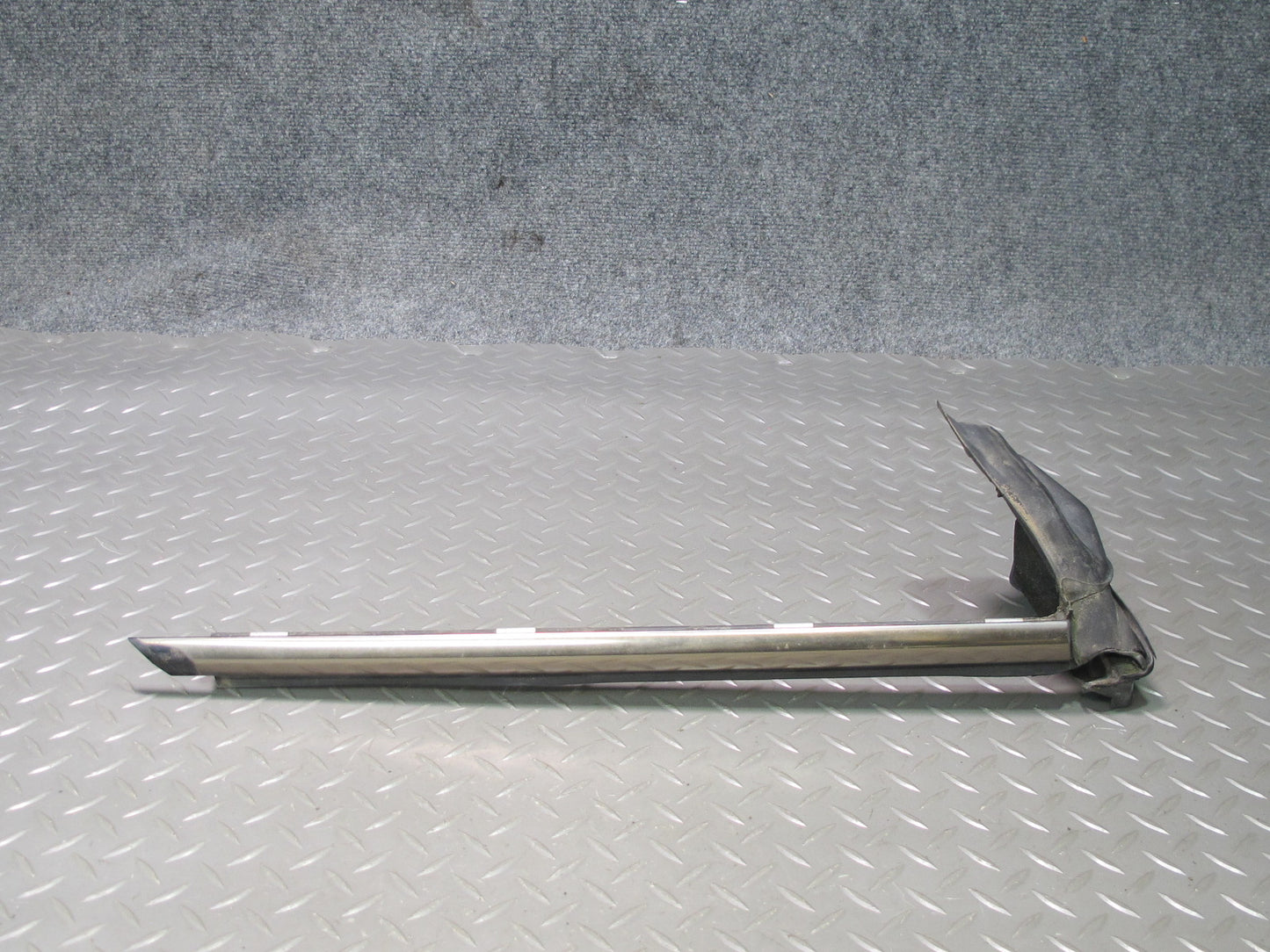 03-12 Mercedes R230 Rear Right & Left Quarter Window & C Pillar Seal Gasket OEM