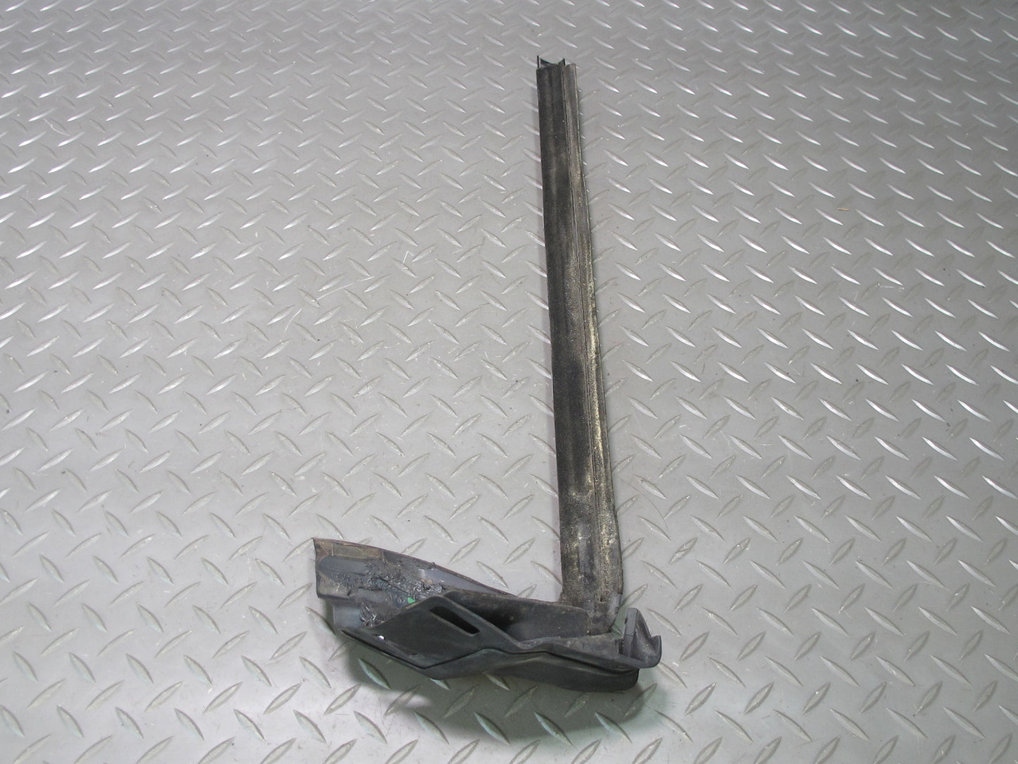 03-12 Mercedes R230 Rear Right & Left Quarter Window & C Pillar Seal Gasket OEM