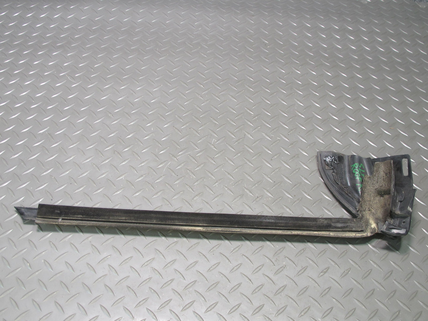 03-12 Mercedes R230 Rear Right & Left Quarter Window & C Pillar Seal Gasket OEM