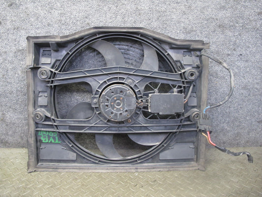 01-06 BMW E46 330Ci M54 Engine Cooling Fan Motor Shroud OEM