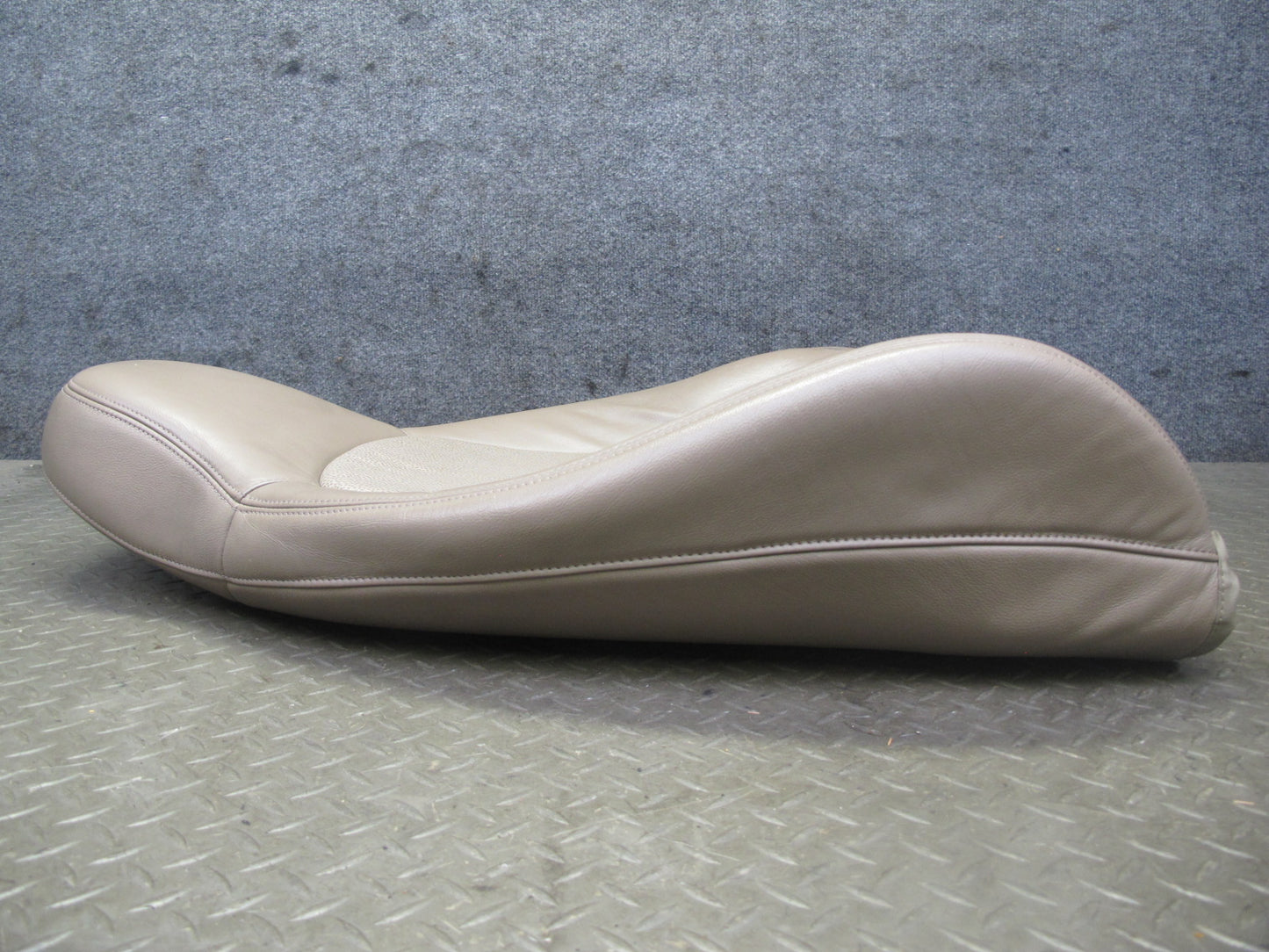 96-98 BMW E36/7 Z3 Roadster Front Left Seat Upper Leather Cushion Beige OEM