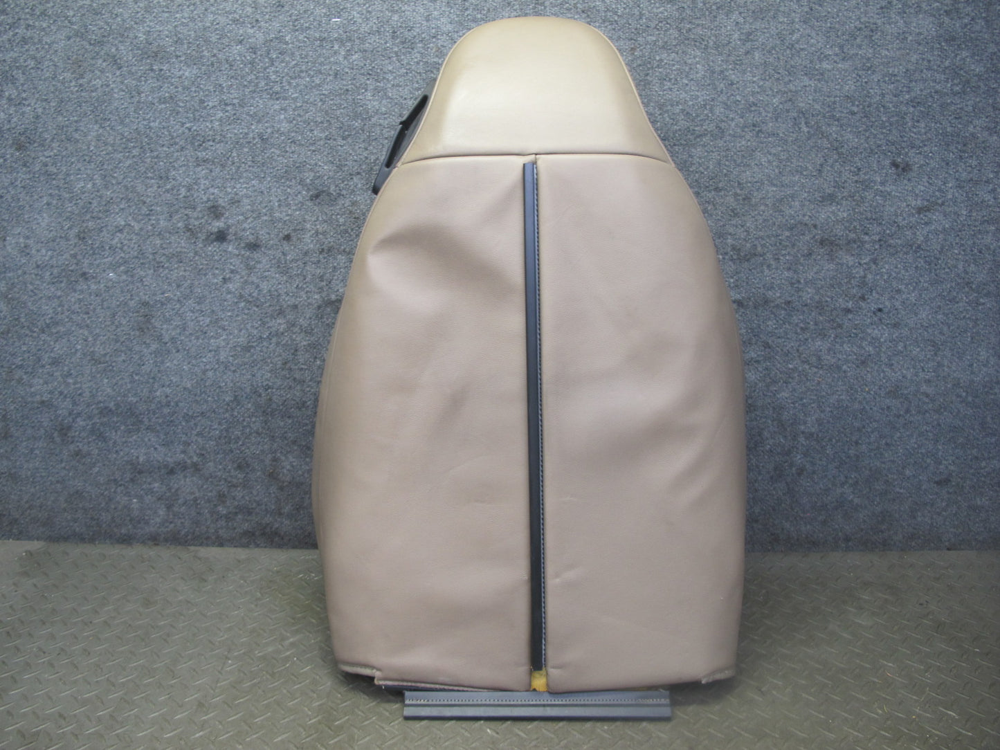 96-98 BMW E36/7 Z3 Roadster Front Left Seat Upper Leather Cushion Beige OEM