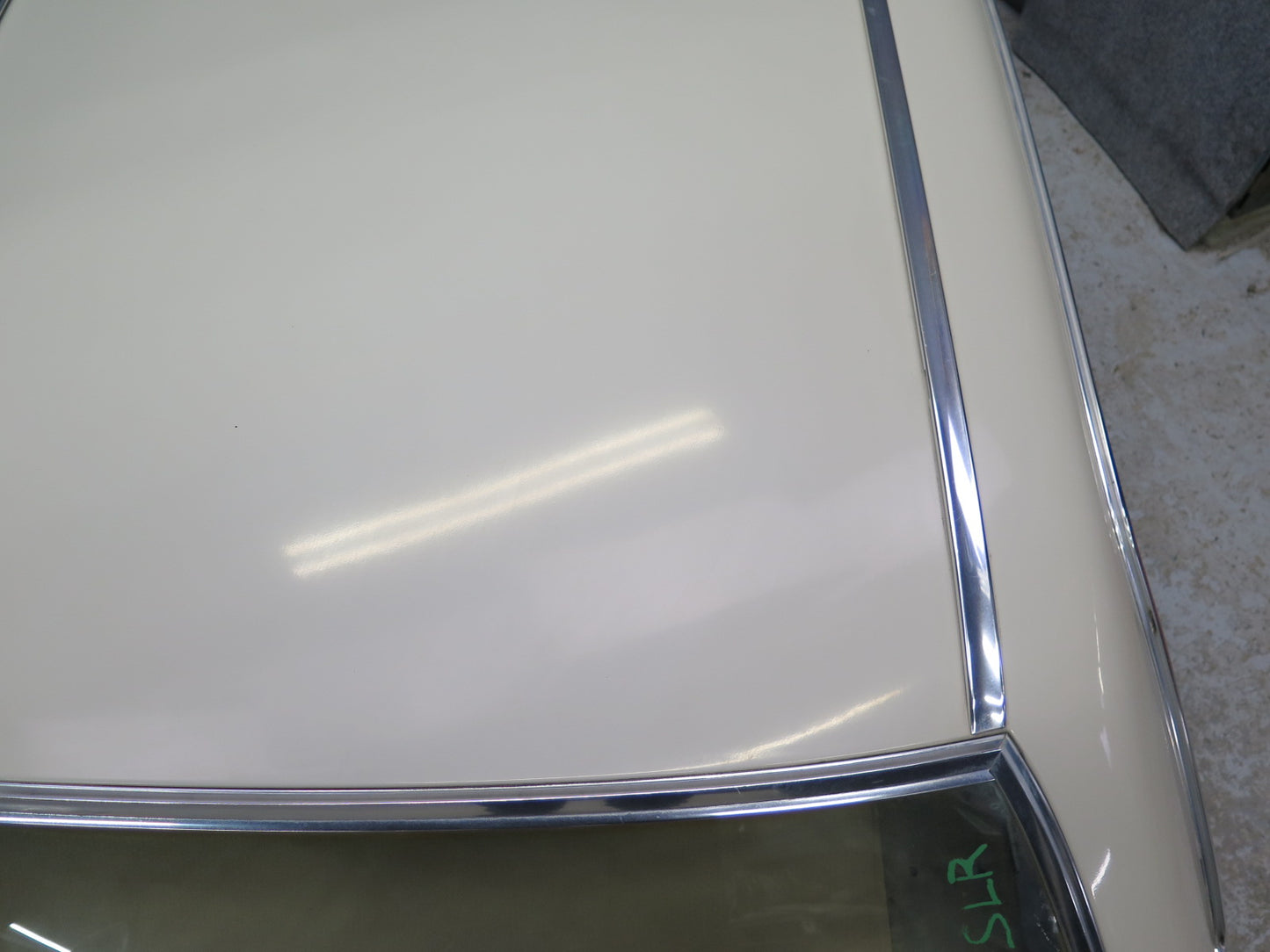 73-89 Mercedes R107 Convertible Hardtop Hard TOP Roof Panel w Glass & Mount OEM