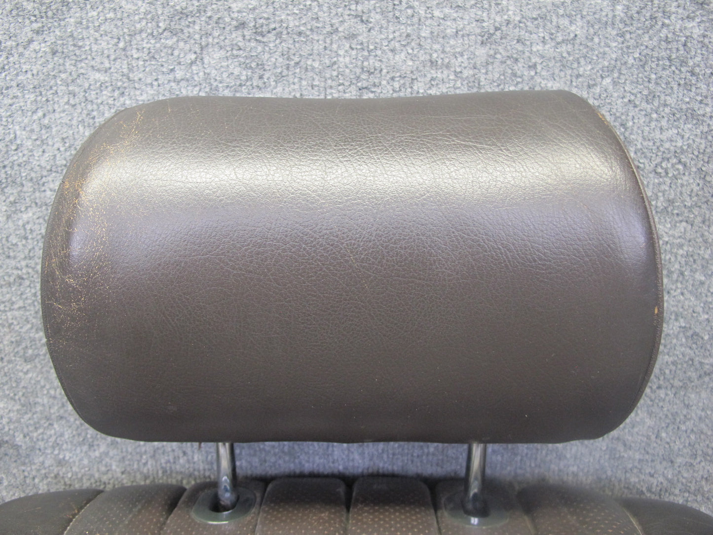 81-85 Mercedes R107 380SL Front Right Seat Upper Leather Cushion Brazil OEM