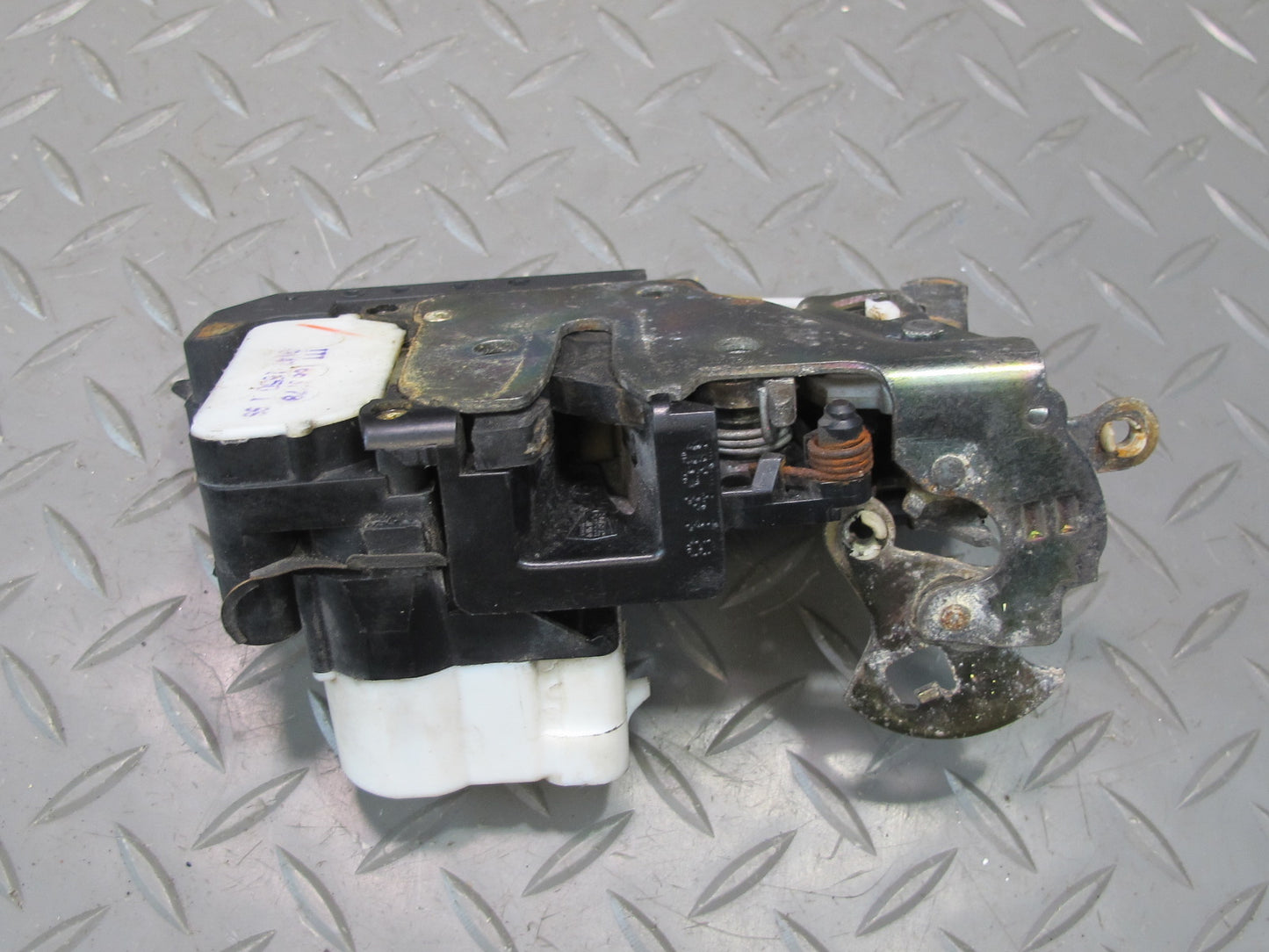 97-04 Chevrolet Corvette C5 Right Door Lock Latch Actuator OEM