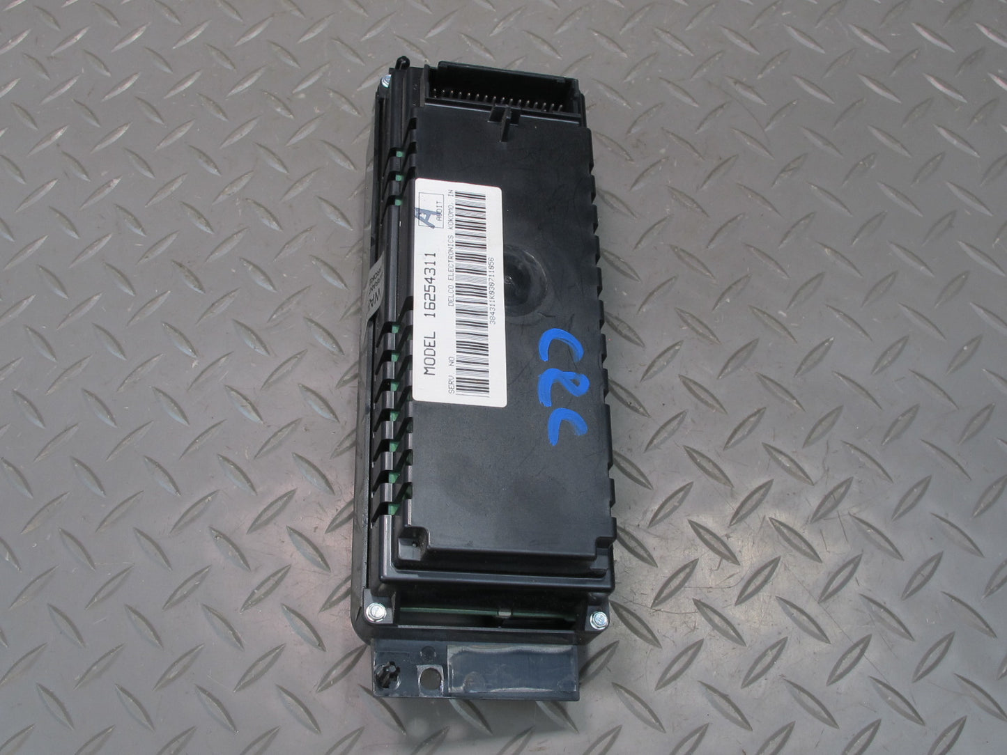 98-99 Chevrolet Corvette C5 A/C Climate Control Switch Panel 16254311 OEM