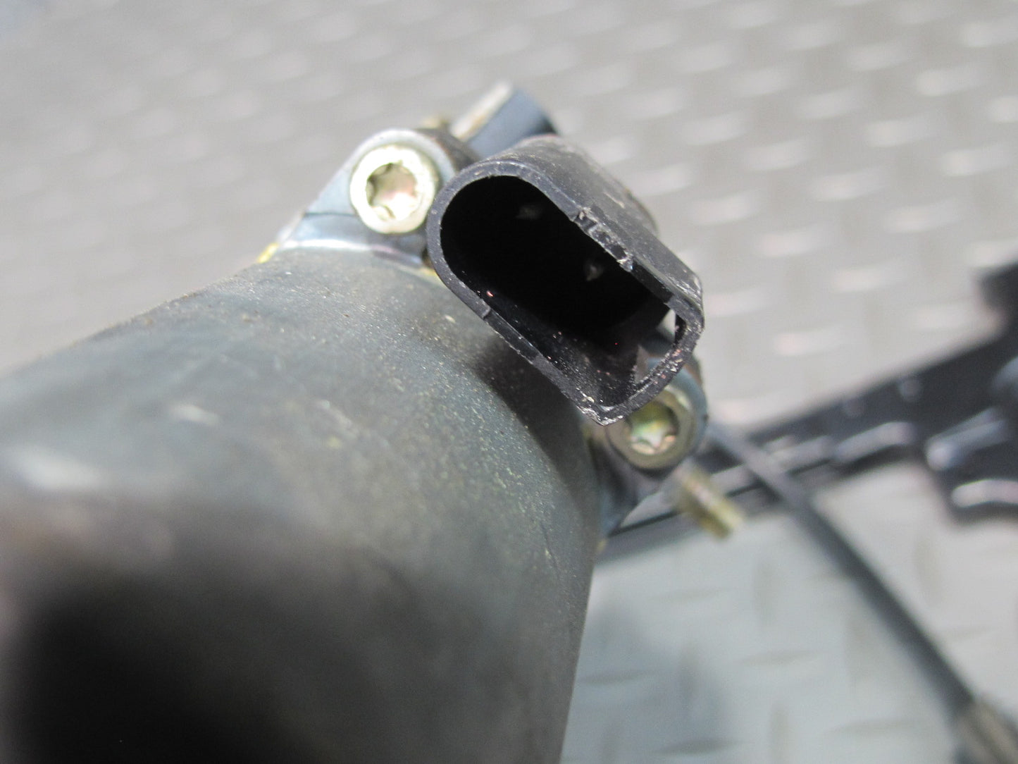 97-04 Chevrolet Corvette C5 Right Door Window Regulator w Motor 10413040 OEM