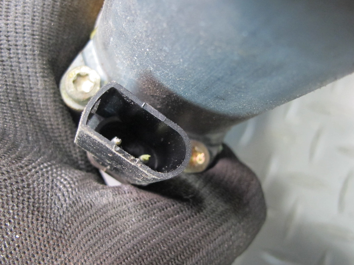 97-04 Chevrolet Corvette C5 Left Door Window Regulator w Motor 10413039 OEM