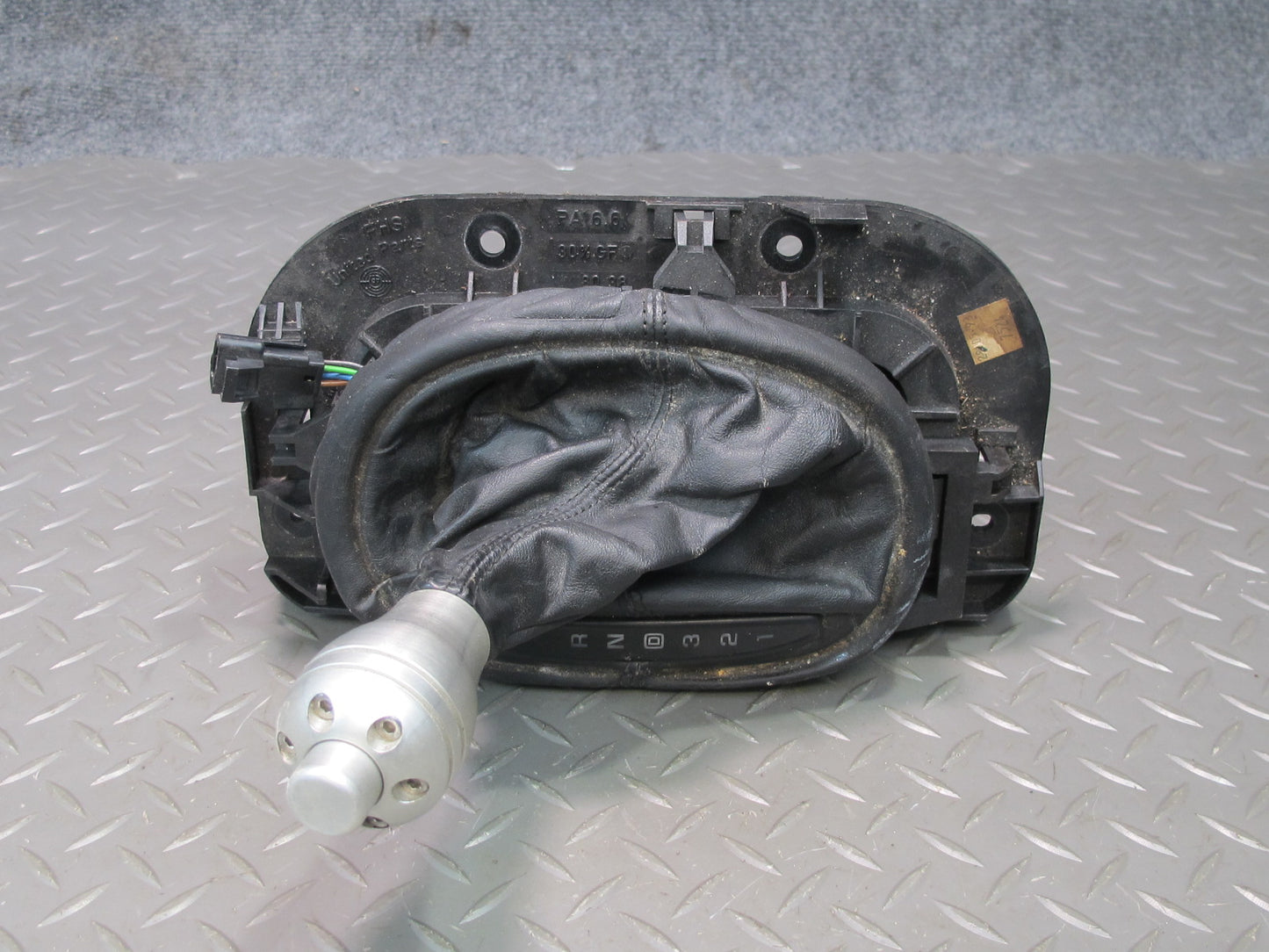 97-04 Chevrolet Corvette C5 A/T Automatic Transmission Gear Shifter OEM