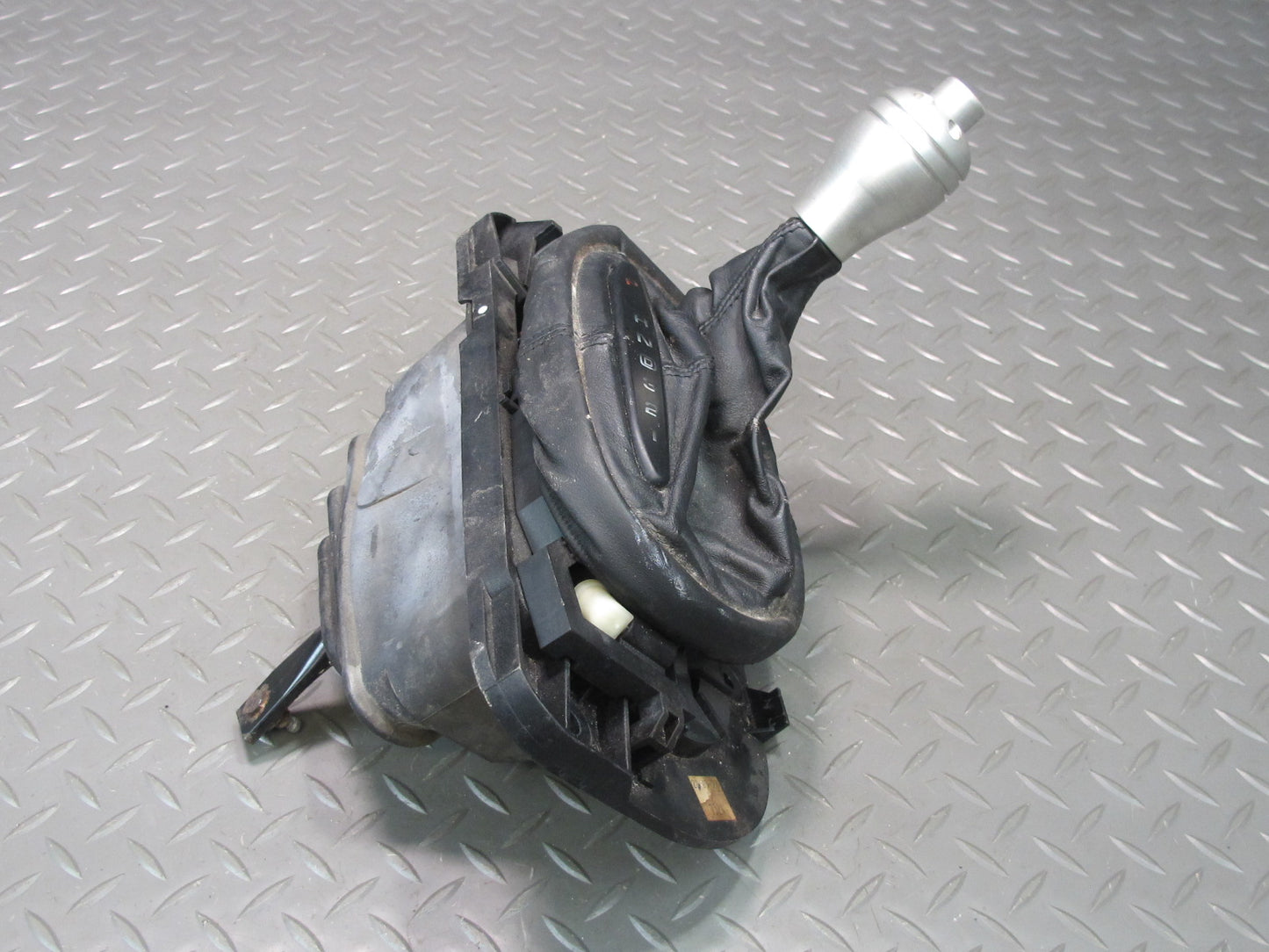 97-04 Chevrolet Corvette C5 A/T Automatic Transmission Gear Shifter OEM