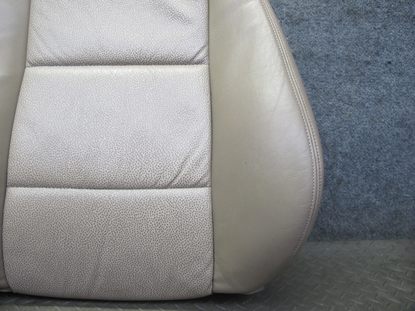 96-98 BMW E36/7 Z3 Roadster Front Right Seat Upper Leather Cushion Beige OEM