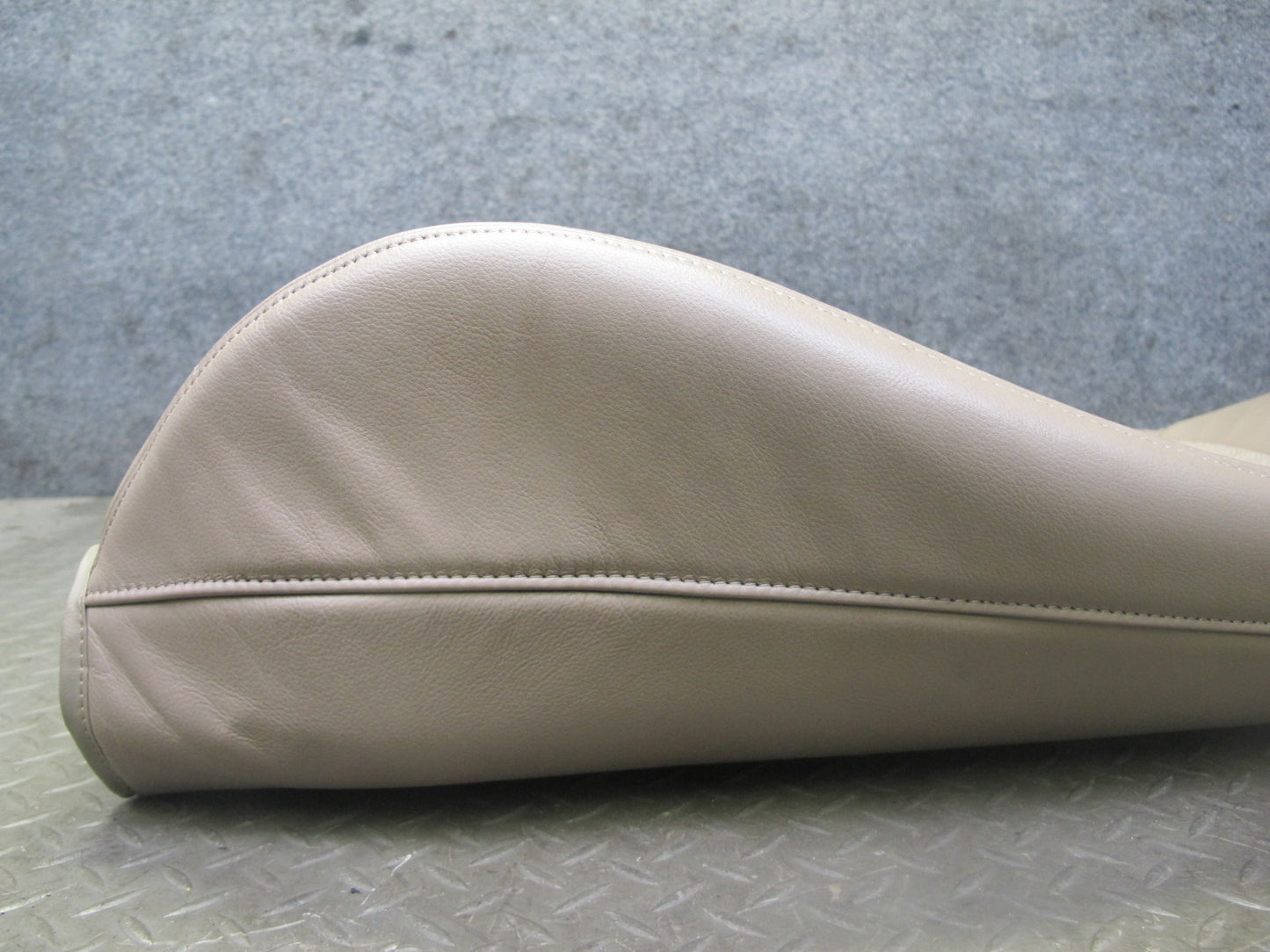 96-98 BMW E36/7 Z3 Roadster Front Right Seat Upper Leather Cushion Beige OEM