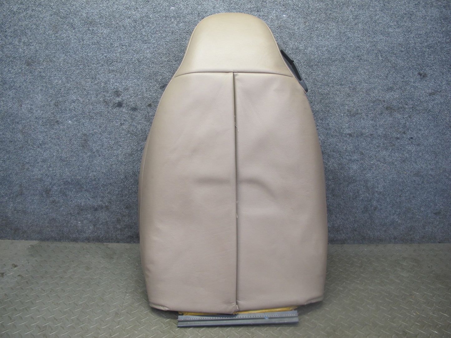 96-98 BMW E36/7 Z3 Roadster Front Right Seat Upper Leather Cushion Beige OEM