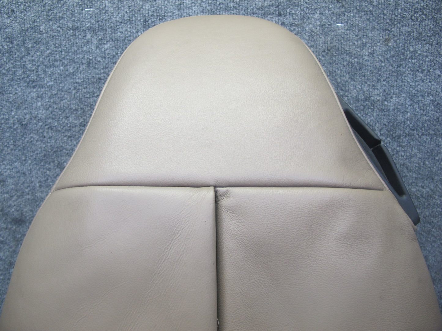 96-98 BMW E36/7 Z3 Roadster Front Right Seat Upper Leather Cushion Beige OEM