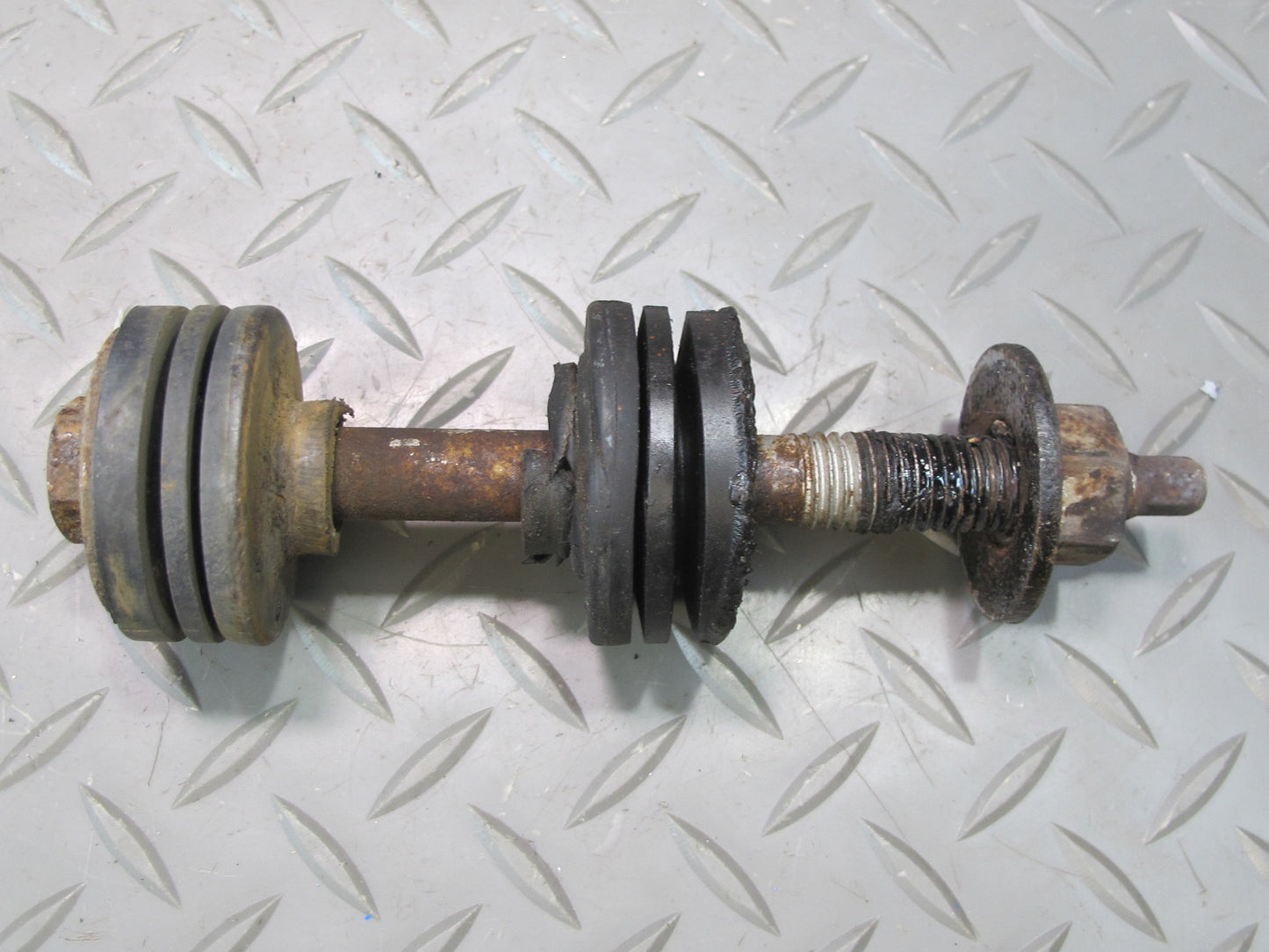 97-04 Chevrolet Corvette C5 Set of 2 Rear Leaf Bushings AND Bolts OEM