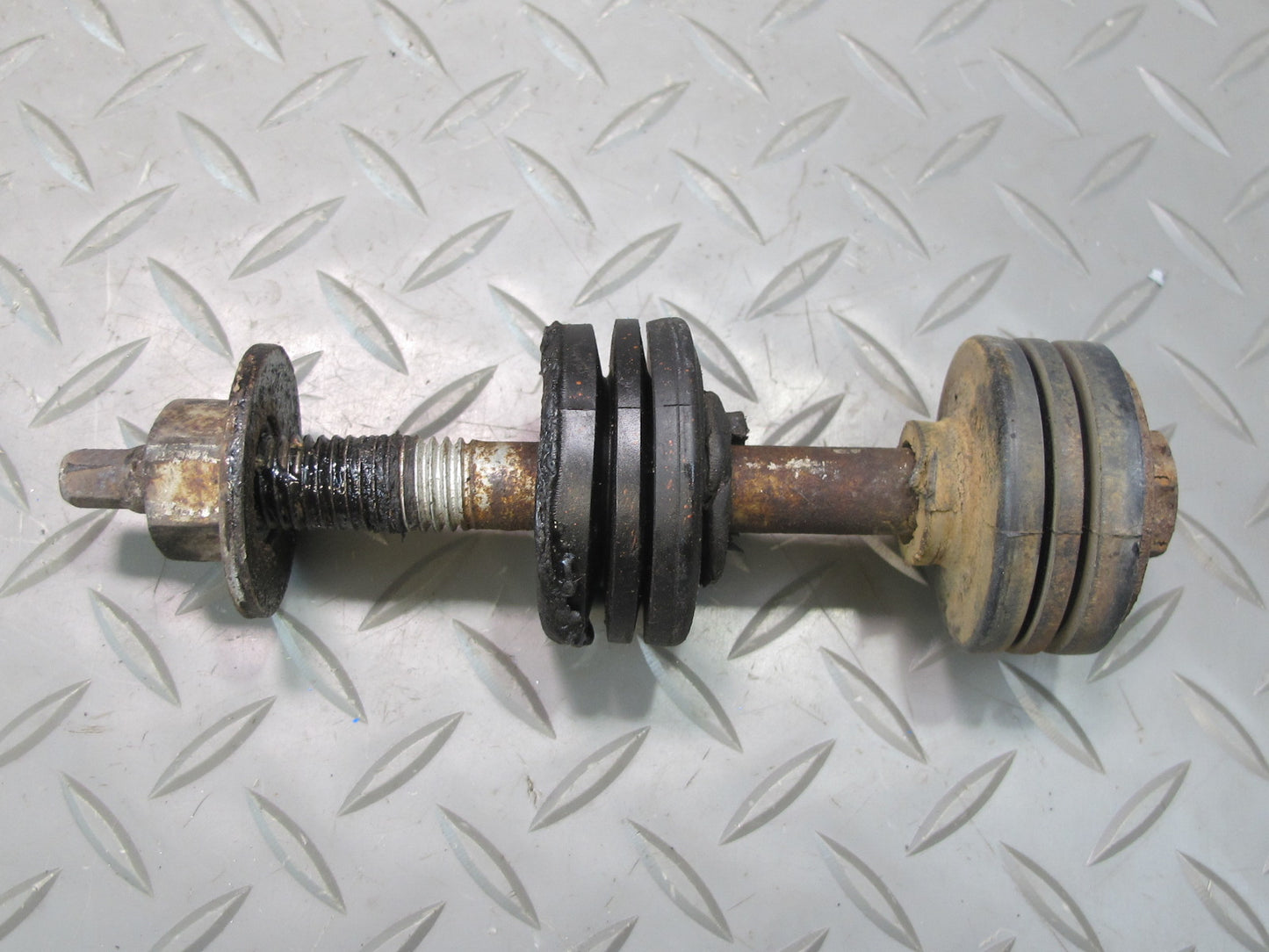 97-04 Chevrolet Corvette C5 Set of 2 Rear Leaf Bushings AND Bolts OEM