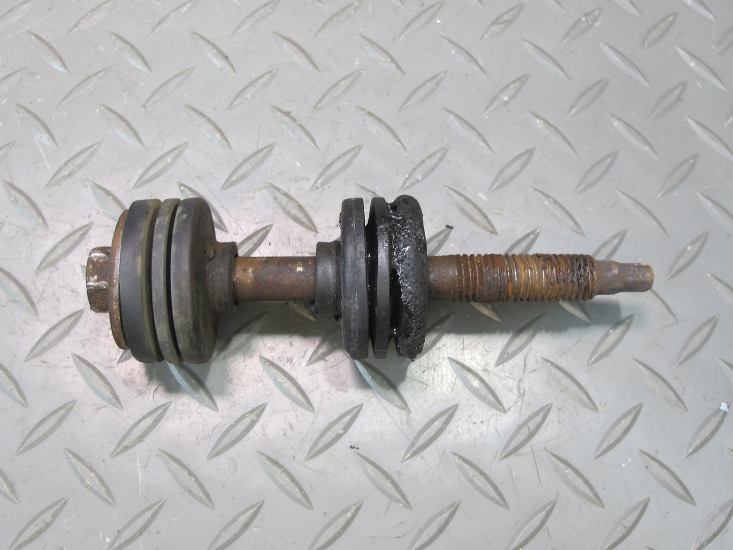 97-04 Chevrolet Corvette C5 Set of 2 Rear Leaf Bushings AND Bolts OEM