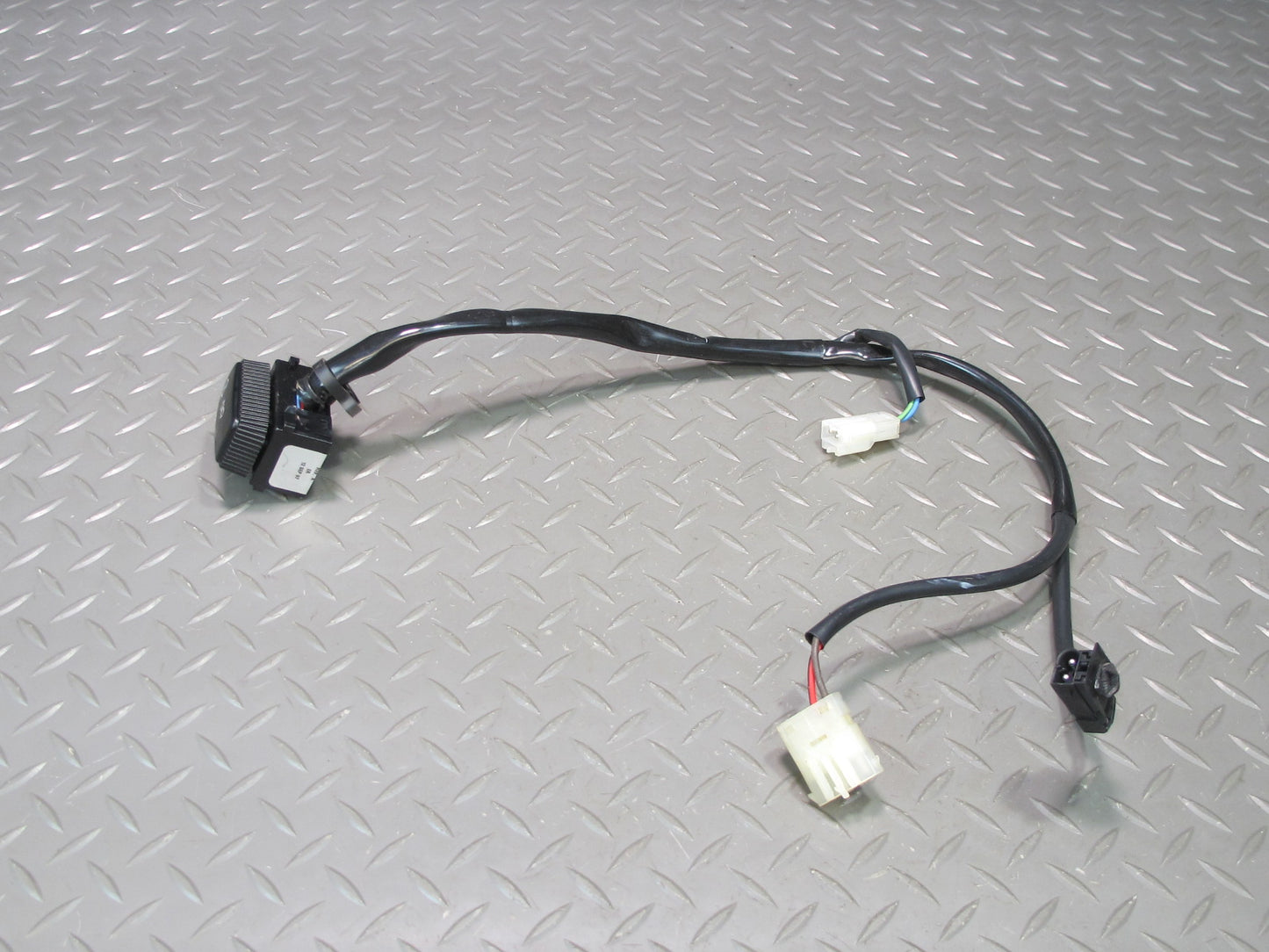 96-02 BMW E36/7 Z3 Roadster Right Seat Adjust Switch w Wire Harness 8410674 OEM