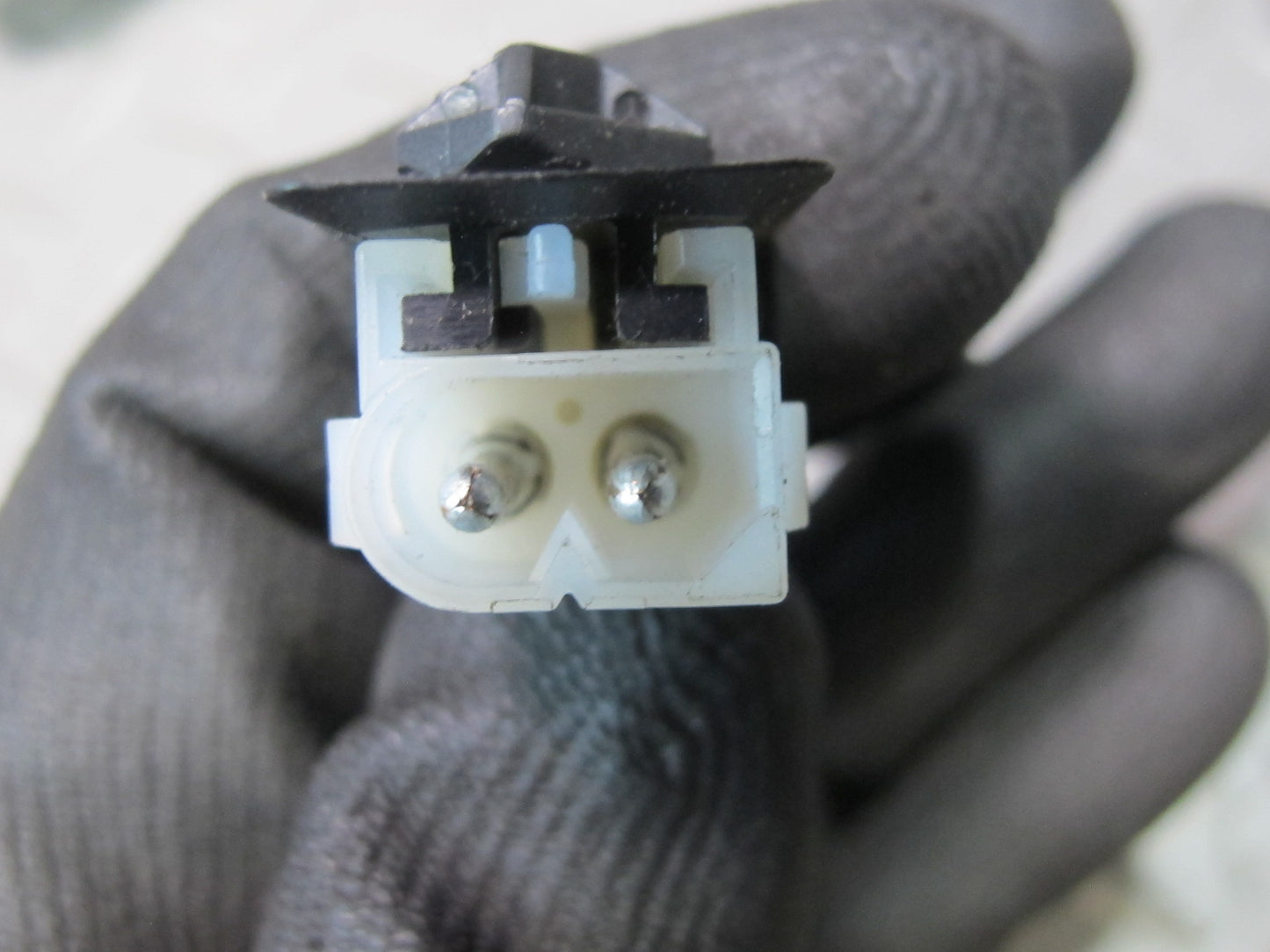 96-02 BMW E36/7 Z3 Roadster Left Seat Adjust Switch w Wire Harness 8410673 OEM