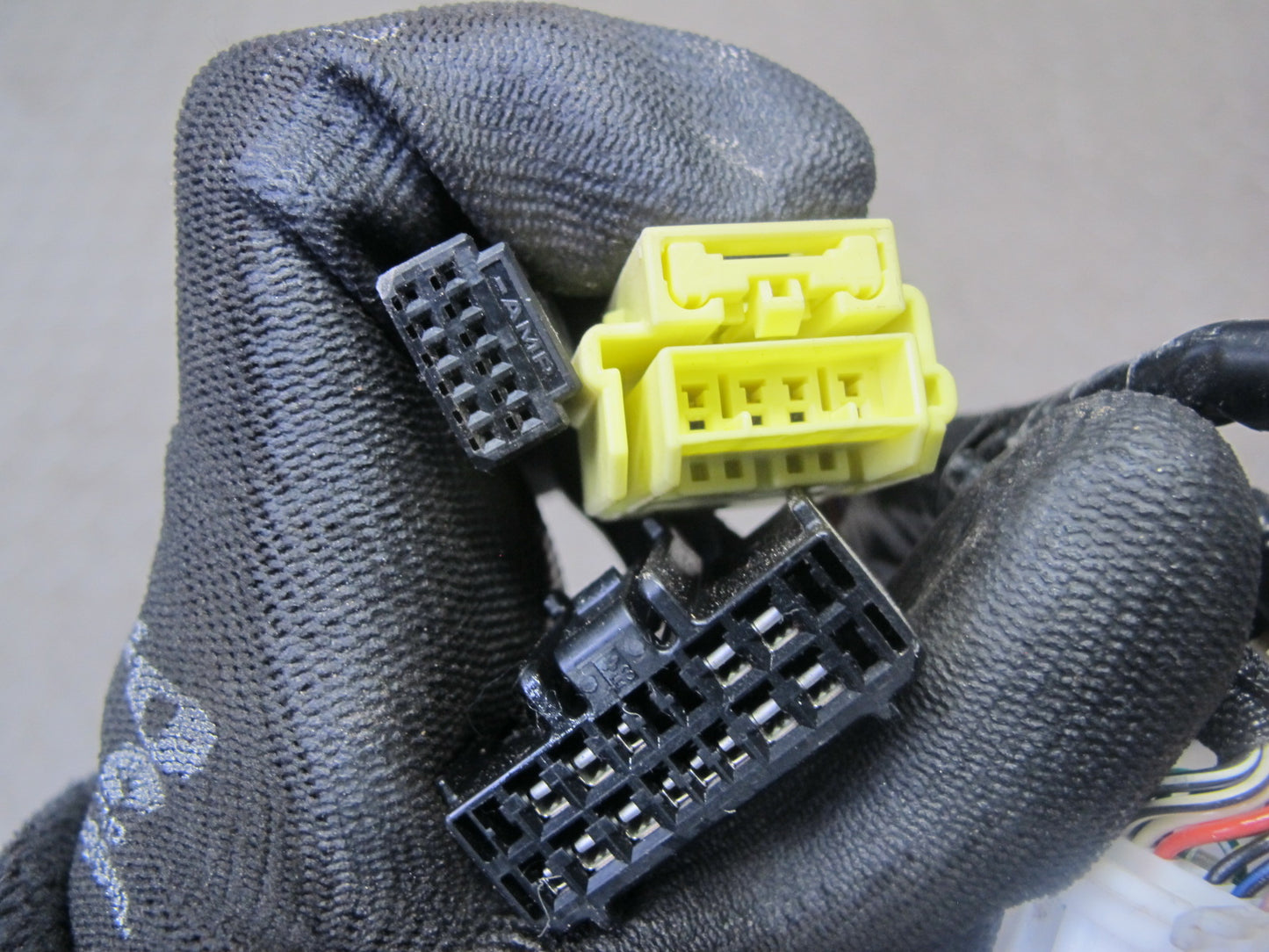 2006-2007 Lexus UZJ100L LX470 Steering Column Wire Wiring Harness 82128-60054