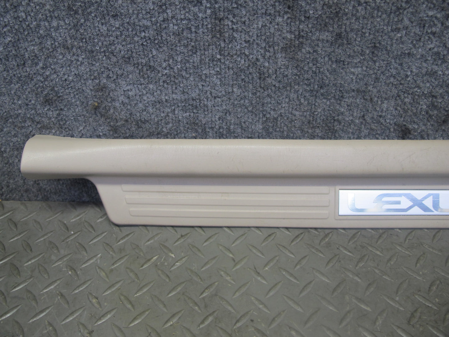 2003-2007 Lexus UZJ100L LX470 Front & Rear Door Scuff Sill Plate Trim Set of 4