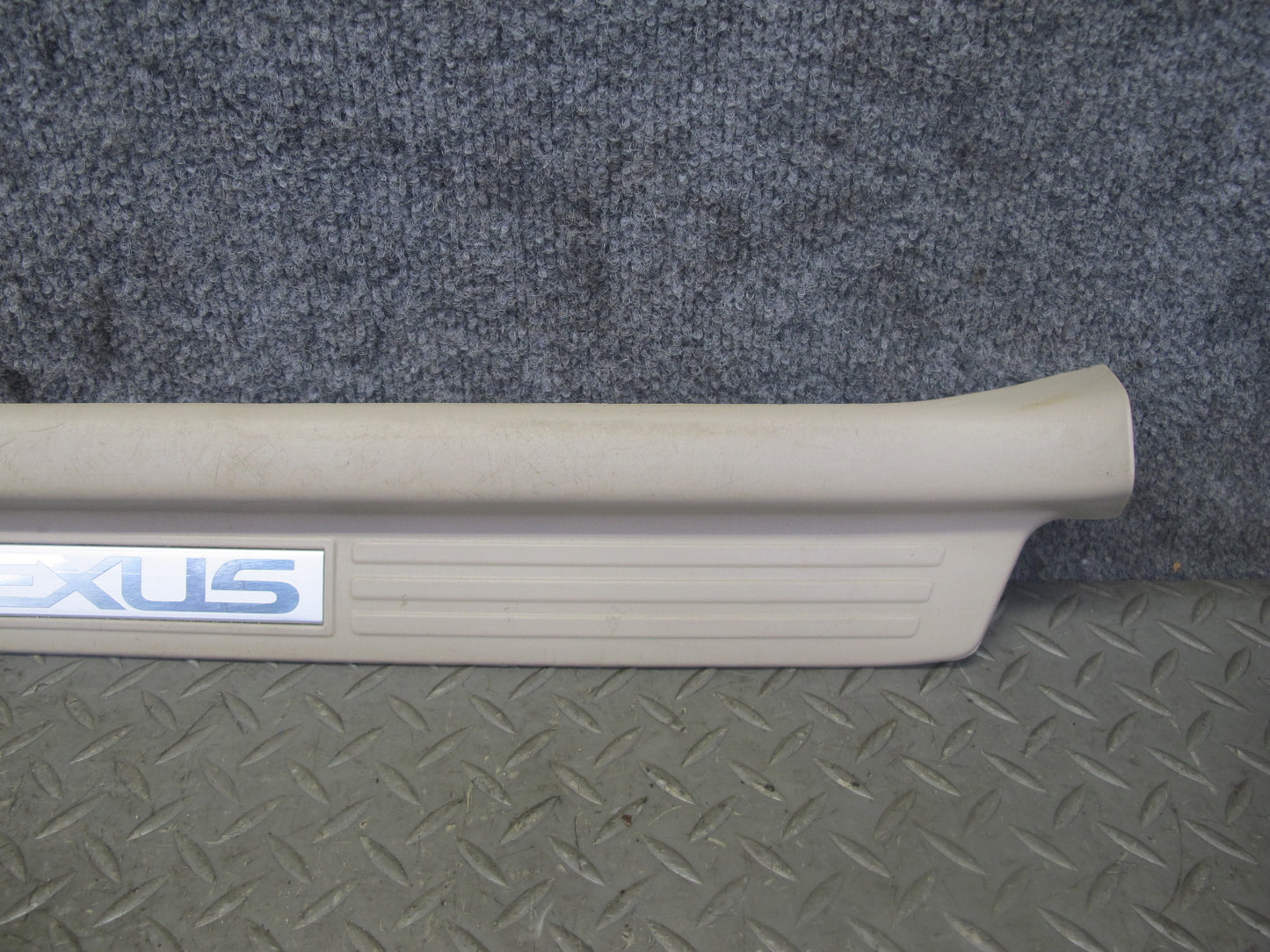 2003-2007 Lexus UZJ100L LX470 Front & Rear Door Scuff Sill Plate Trim Set of 4