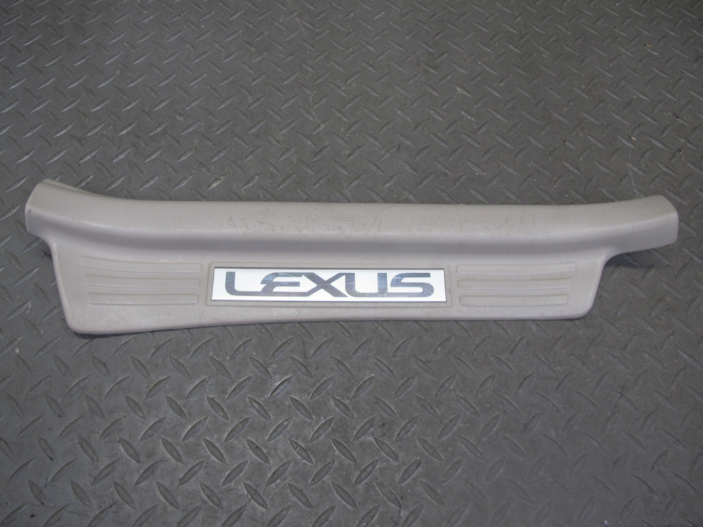 2003-2007 Lexus UZJ100L LX470 Front & Rear Door Scuff Sill Plate Trim Set of 4
