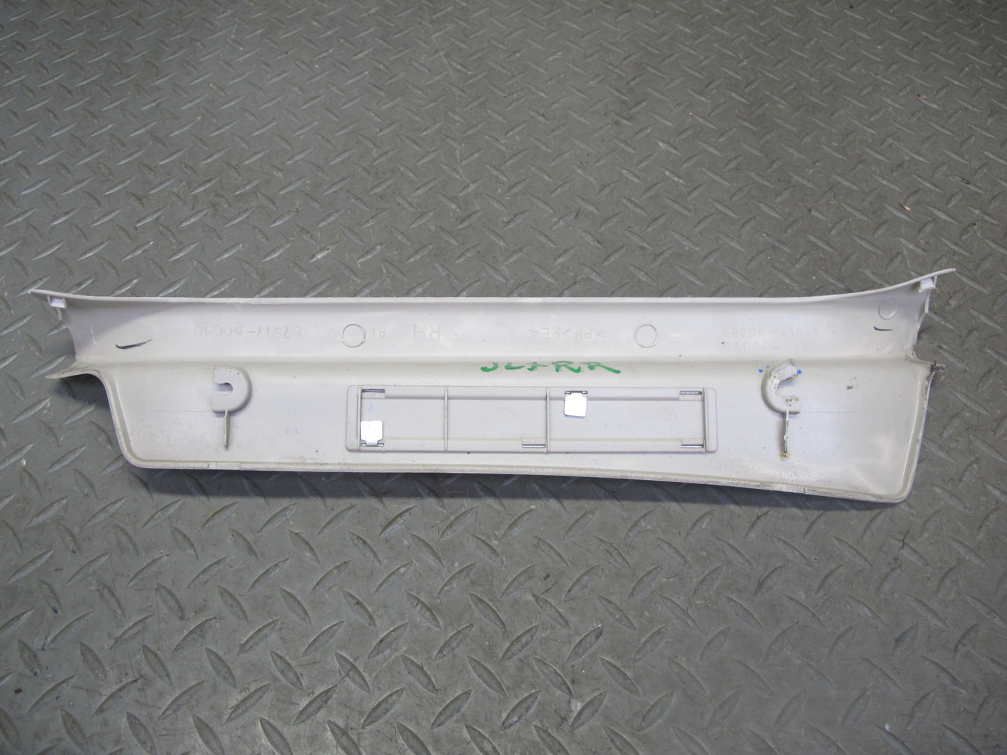 2003-2007 Lexus UZJ100L LX470 Front & Rear Door Scuff Sill Plate Trim Set of 4