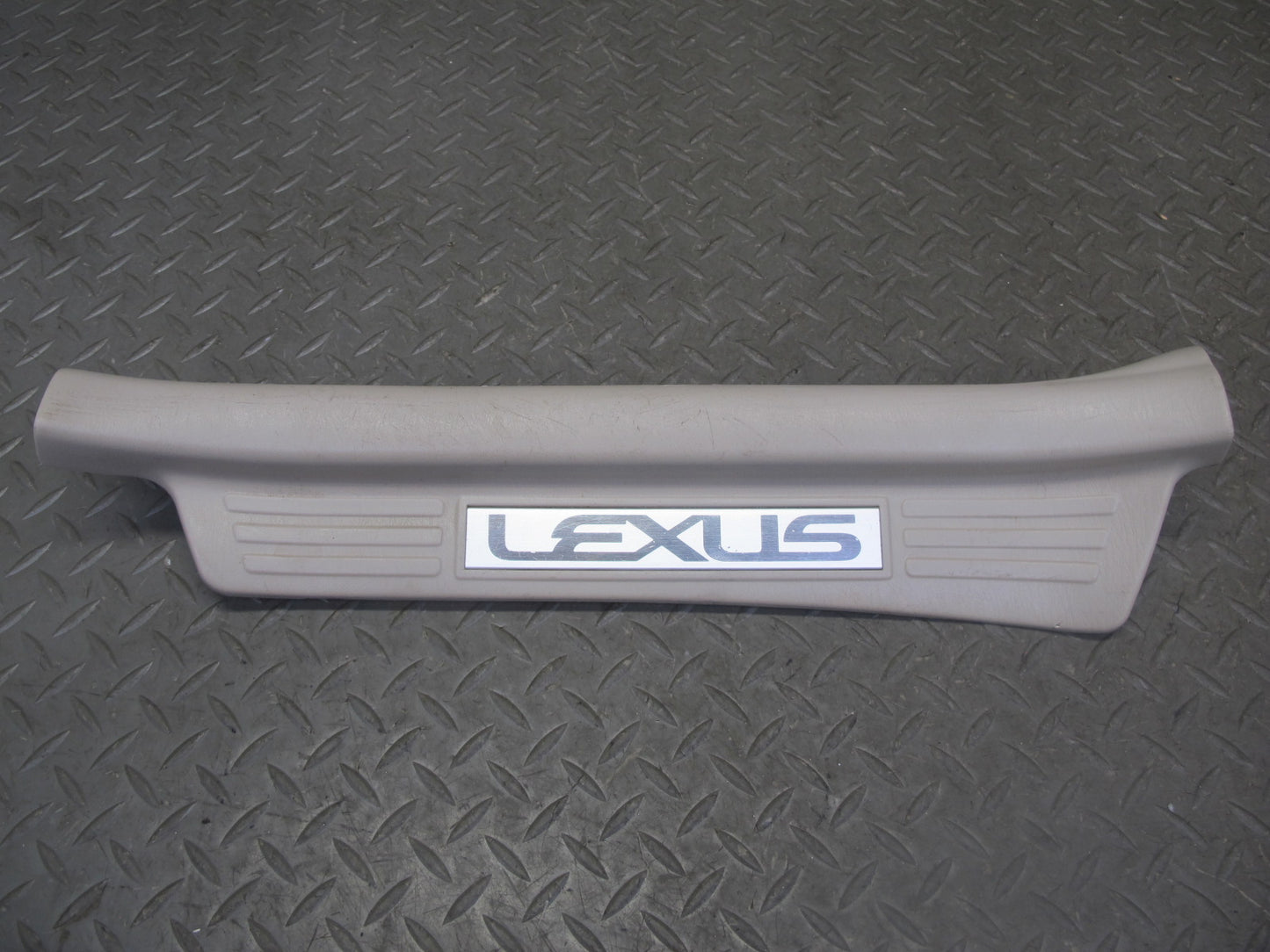 2003-2007 Lexus UZJ100L LX470 Front & Rear Door Scuff Sill Plate Trim Set of 4