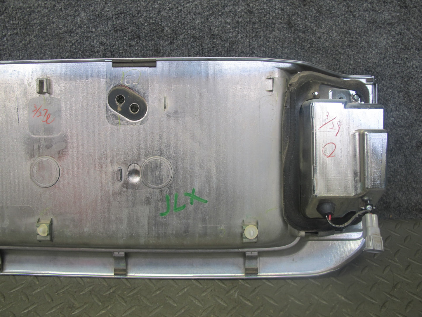 2003-2007 Lexus UZJ100L LX470 Rear Trunk Lid License Plate Molding Panel