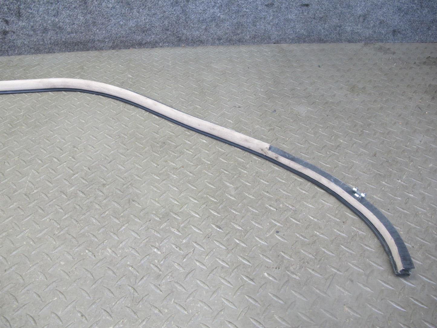 2003-2007 Lexus LX470 Front Right Door Weatherstrip Rubber Seal Gasket