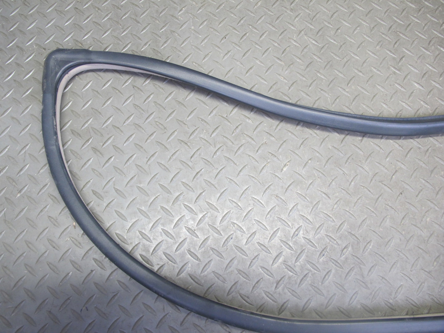 2003-2007 Lexus LX470 Front Right Door Weatherstrip Rubber Seal Gasket