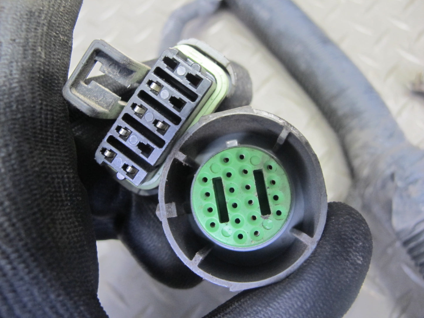 1998 Chevrolet Corvette C5 4L60E A/T Transmission Wire Wiring Harness OEM