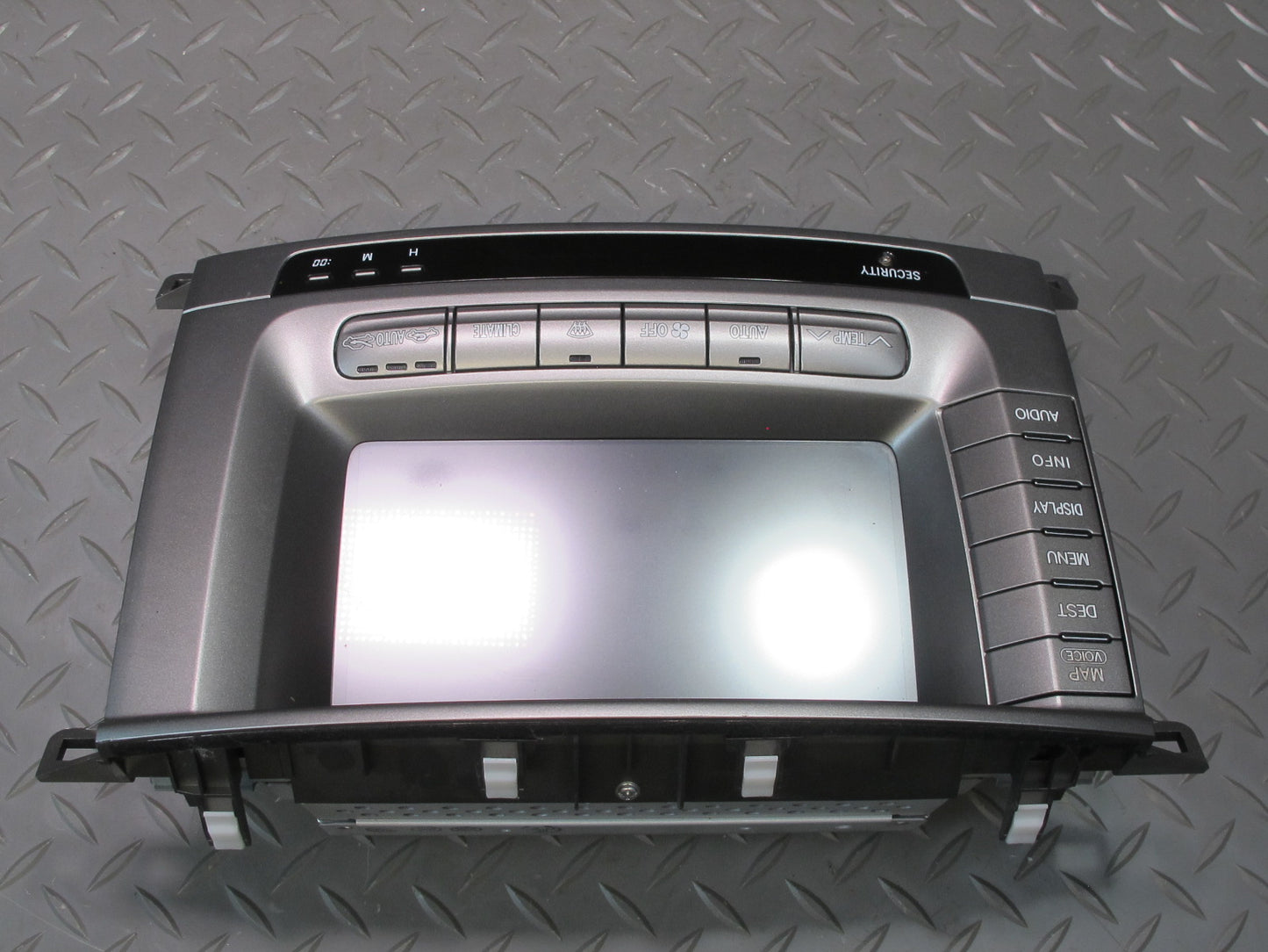 2003-2007 Lexus UZJ100L LX470 Dash GPS Navigation Screen Display 86111-60172