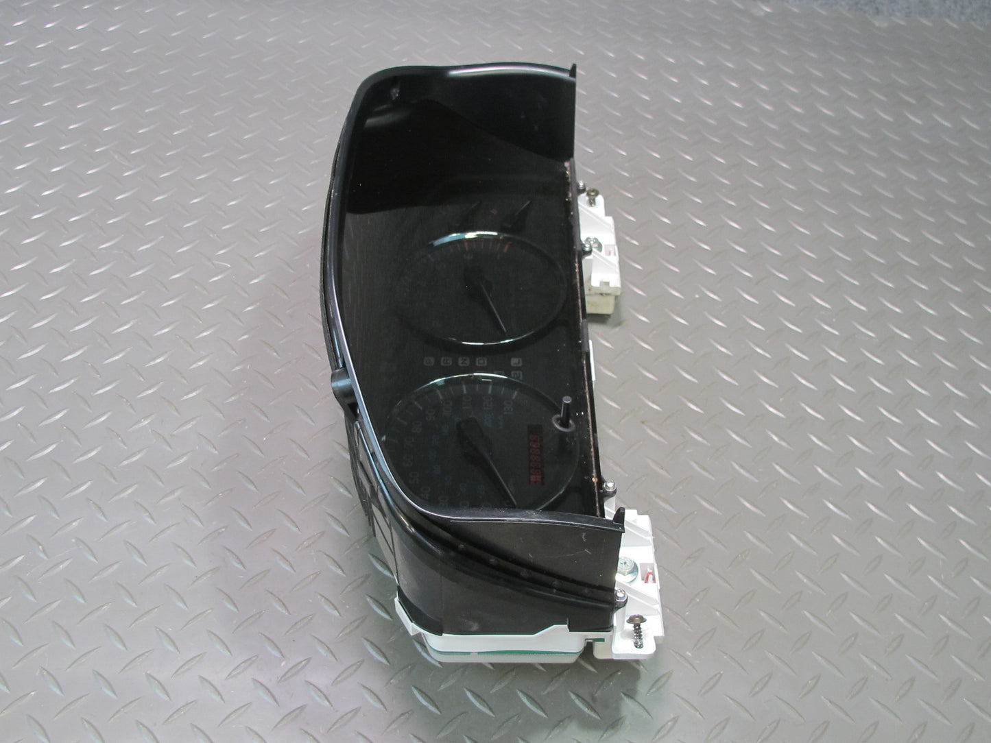 2006-2007 Lexus UZJ100L LX470 Instrument Cluster Gauge Speedometer