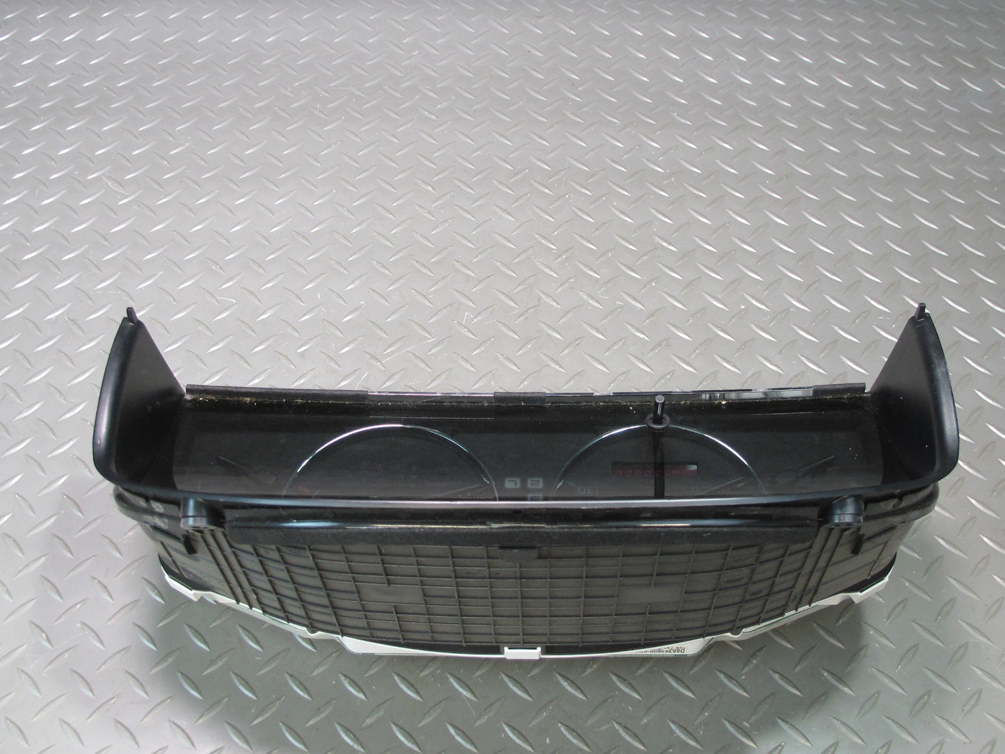 2006-2007 Lexus UZJ100L LX470 Instrument Cluster Gauge Speedometer