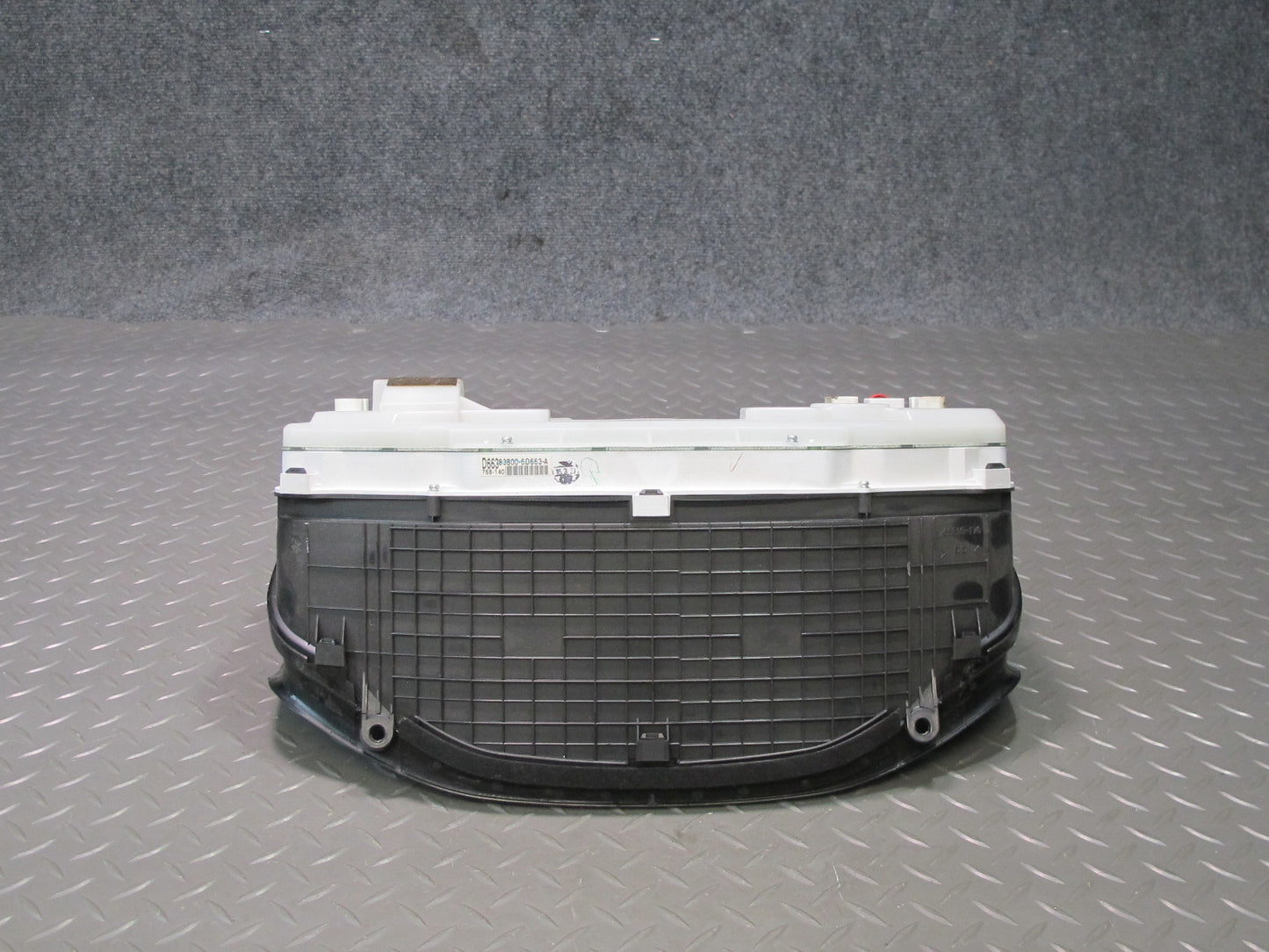 2006-2007 Lexus UZJ100L LX470 Instrument Cluster Gauge Speedometer