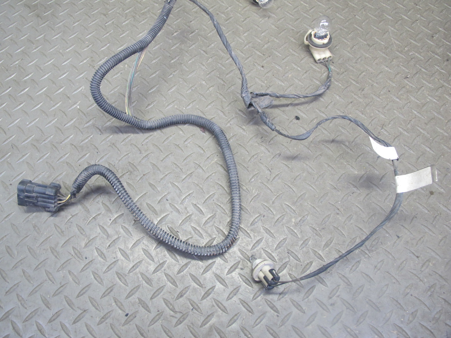 98-04 Chevrolet Corvette C5 Rear Bumper Wire Wiring Harness OEM