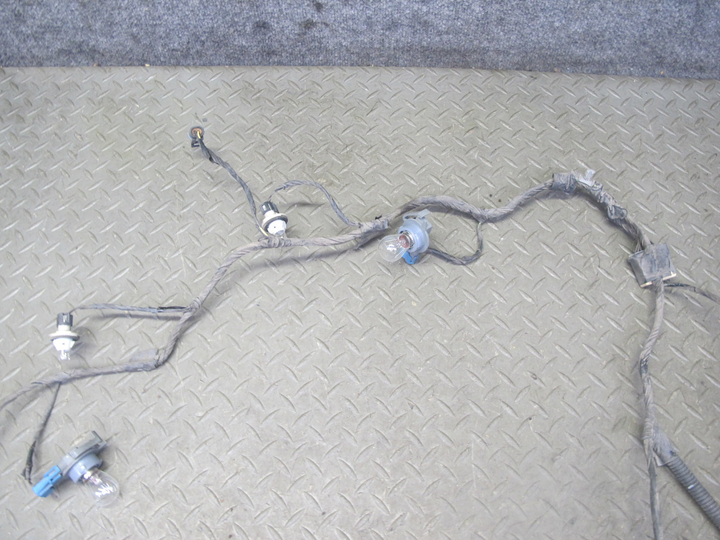 98-04 Chevrolet Corvette C5 Rear Bumper Wire Wiring Harness OEM