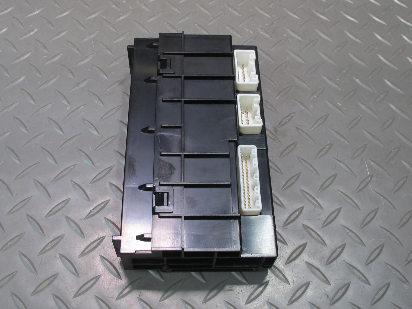 2003-2007 Lexus UZJ100L LX470 A/C Air Condition Amplifier Control Module OEM