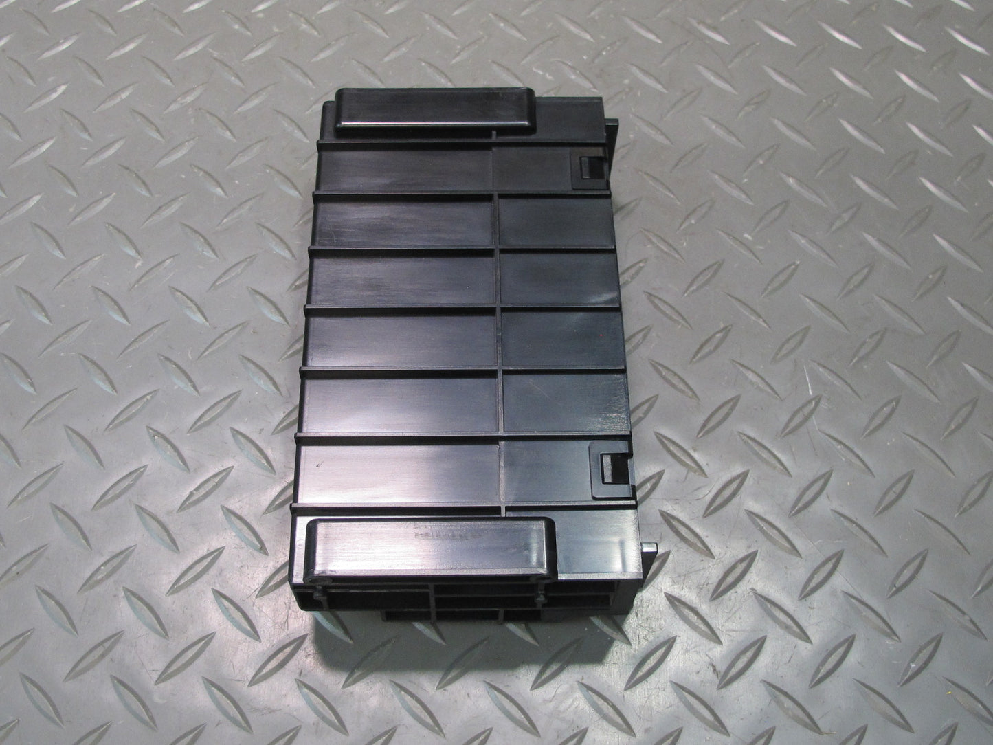 2003-2007 Lexus UZJ100L LX470 A/C Air Condition Amplifier Control Module OEM