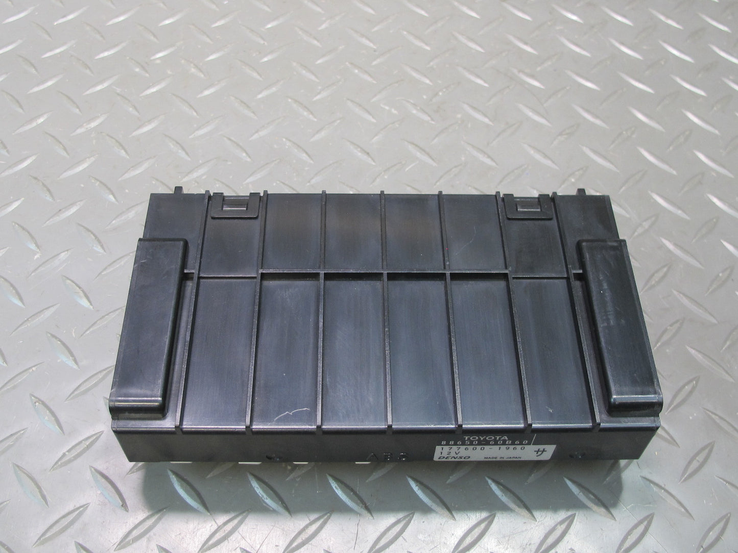 2003-2007 Lexus UZJ100L LX470 A/C Air Condition Amplifier Control Module OEM