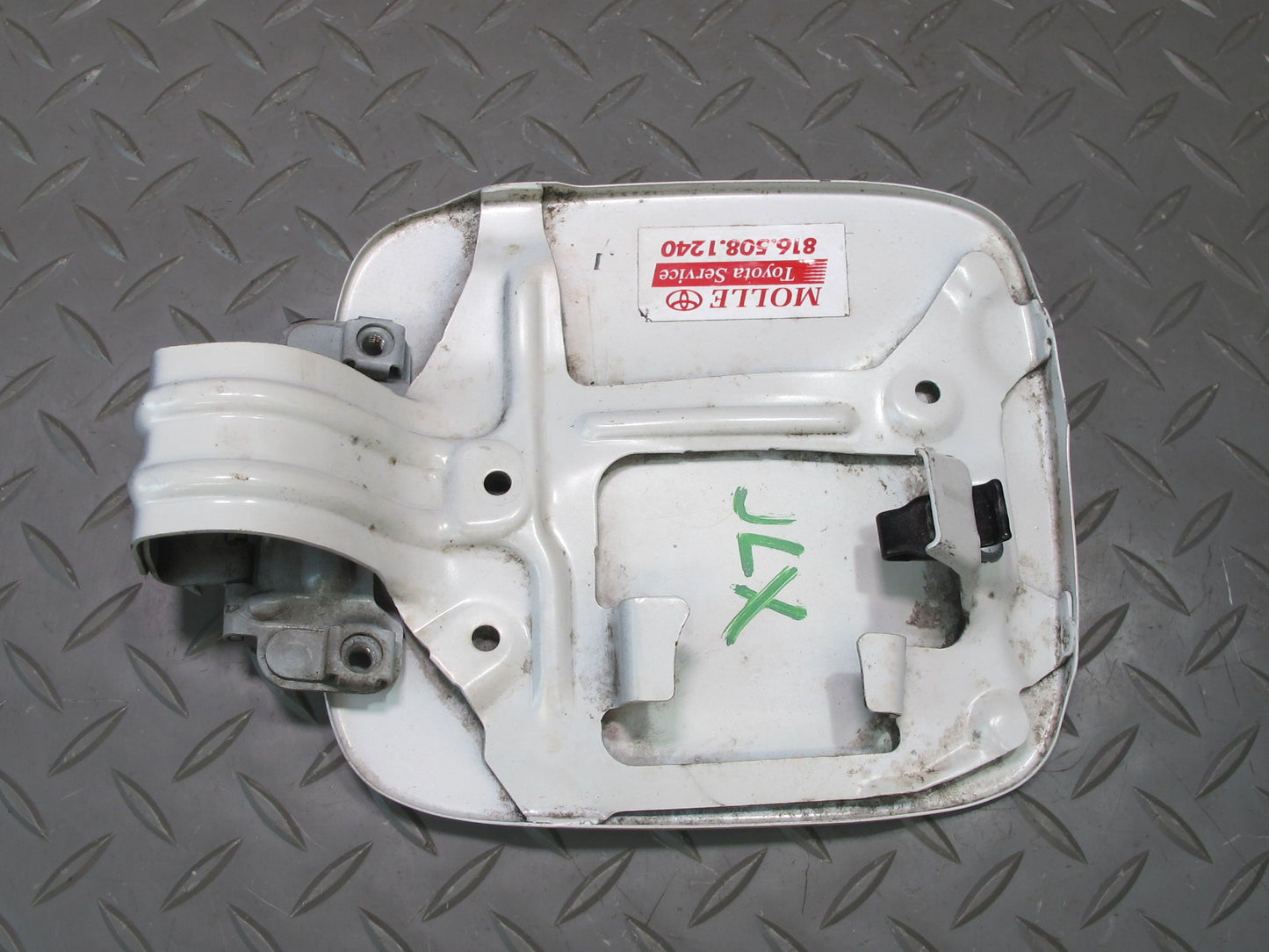 2003-2007 Lexus UZJ100L LX470 Fuel Tank Filler Door Lid Cover w Cap