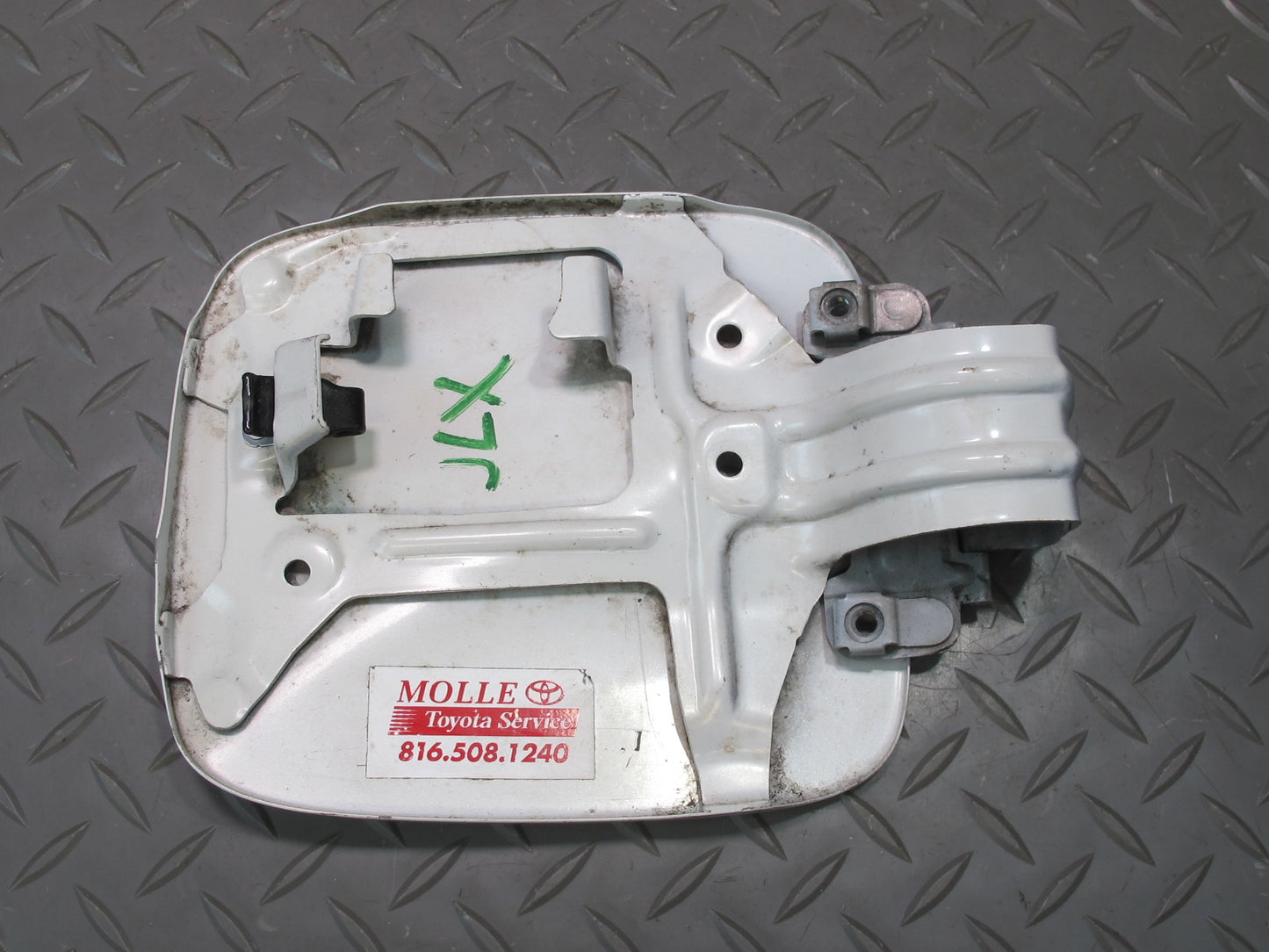 2003-2007 Lexus UZJ100L LX470 Fuel Tank Filler Door Lid Cover w Cap